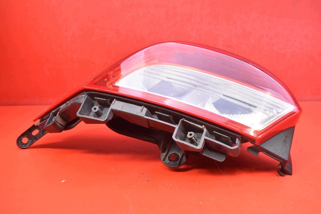 light left rear part rear 31395844 VOLVO V40 2 II 12-16