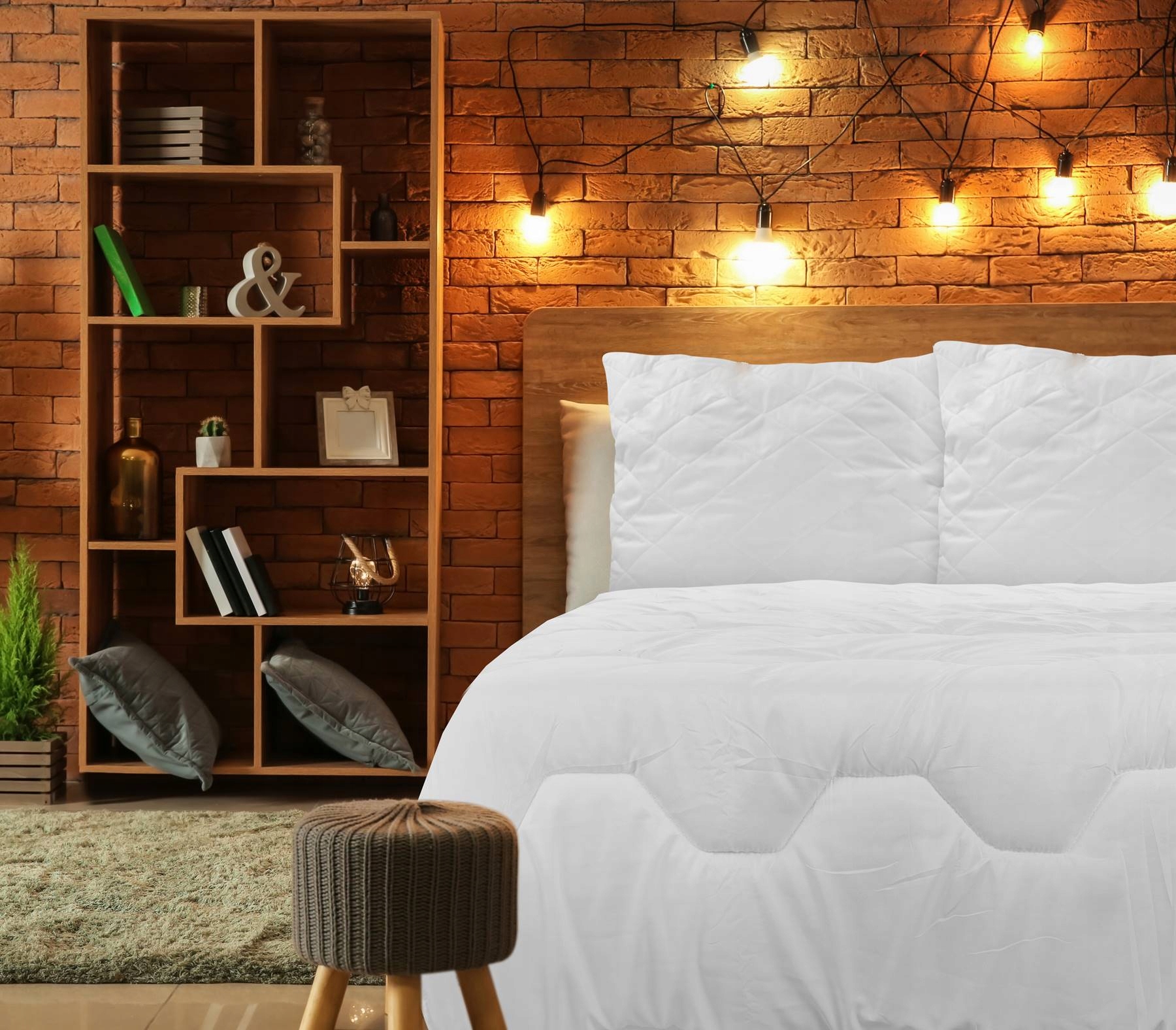 KOŁDRA LETNIA 140X200 ANTYALERGICZNA LEKKA POLSKA PIKOWANA NA LATO BIAŁA Materiał poszycia mikrofaza