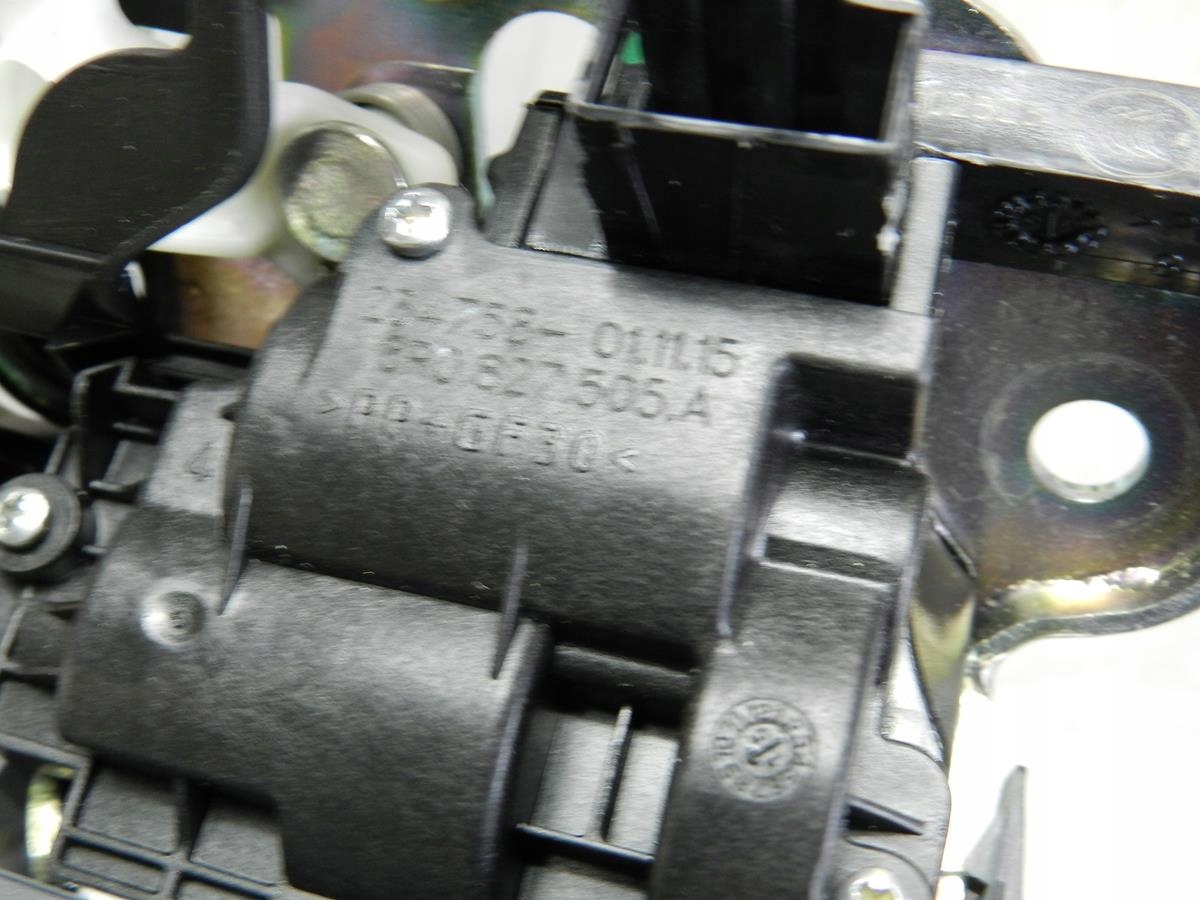 AUDI A5 8T lock bonnet rear part 8R0827505A