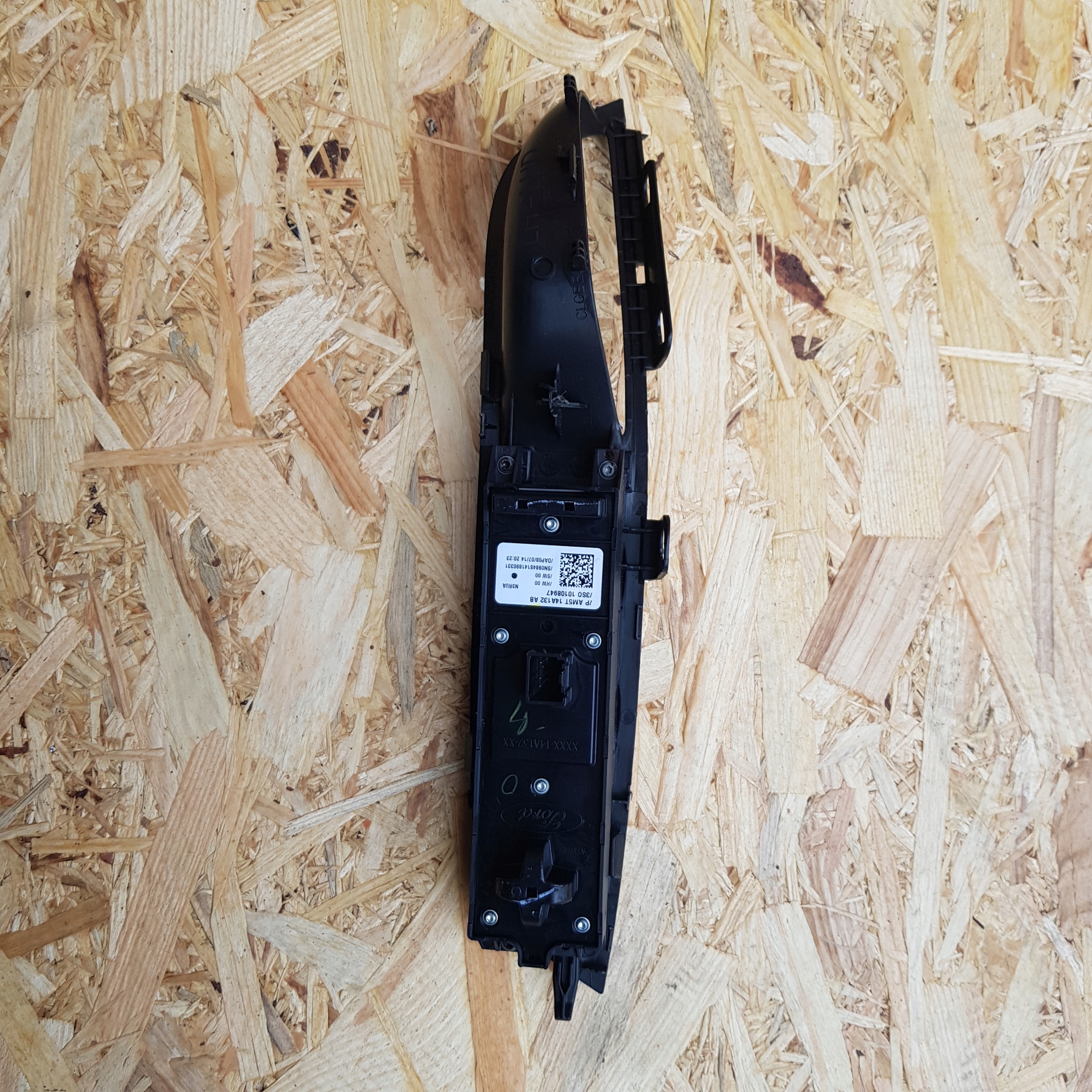 FORD FOCUS MK3 11-18R KOMBI HB switch window control switch left front