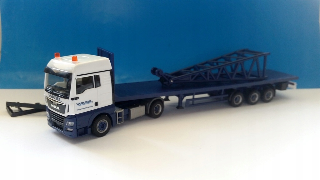 Herpa 307222 Man Tgx XLX z el. jeřábu Wasel
