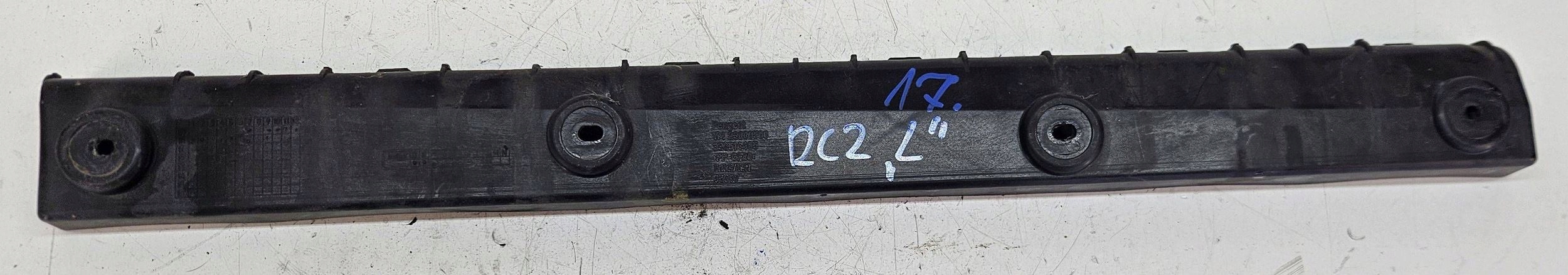 Peugeot RCZ Support Support plaque Couvertures progowej lewej Jupes ym23000580