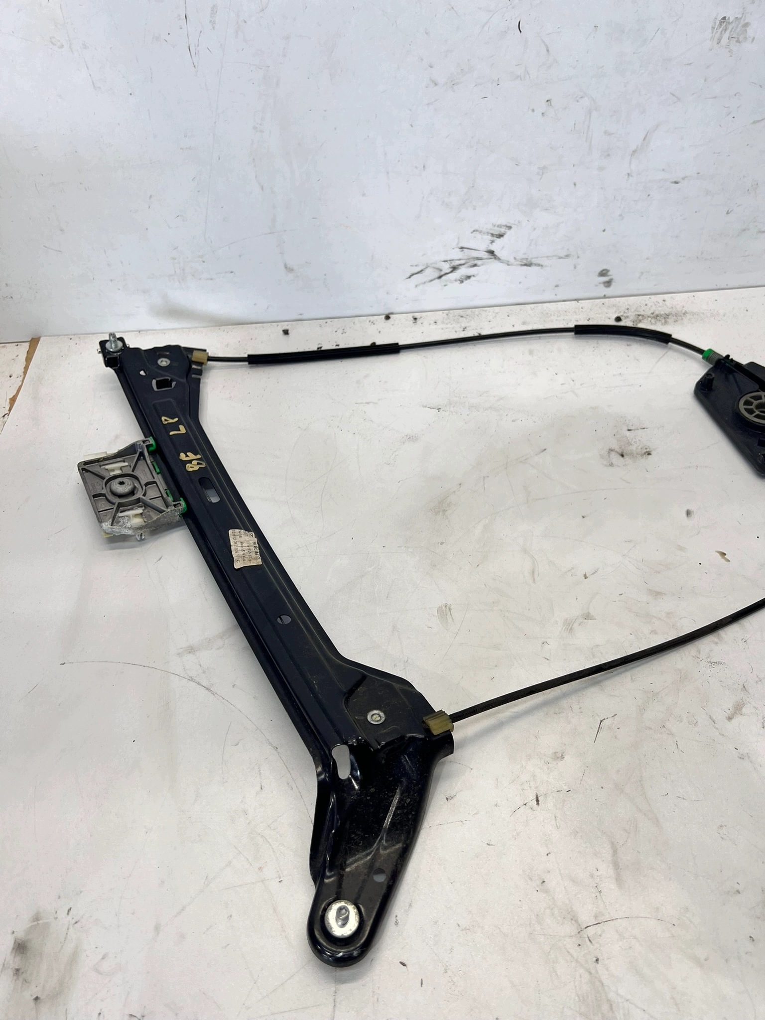 mécanisme vitres gauche avant AUDI A5 8T CABRIO 8F0837461C