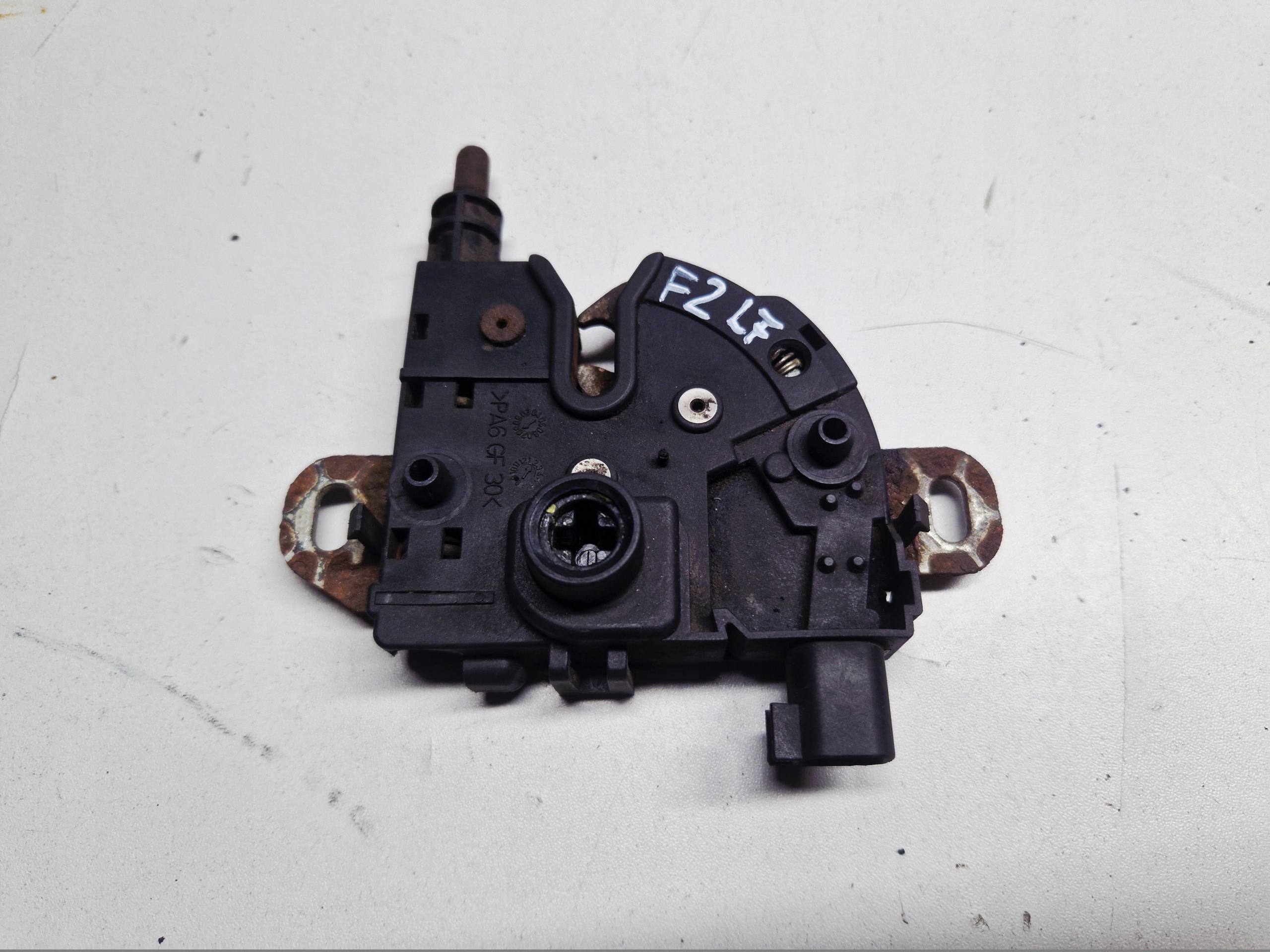FORD FOCUS MK2 C-MAX MK1 RYGIEL bonnet latch lock