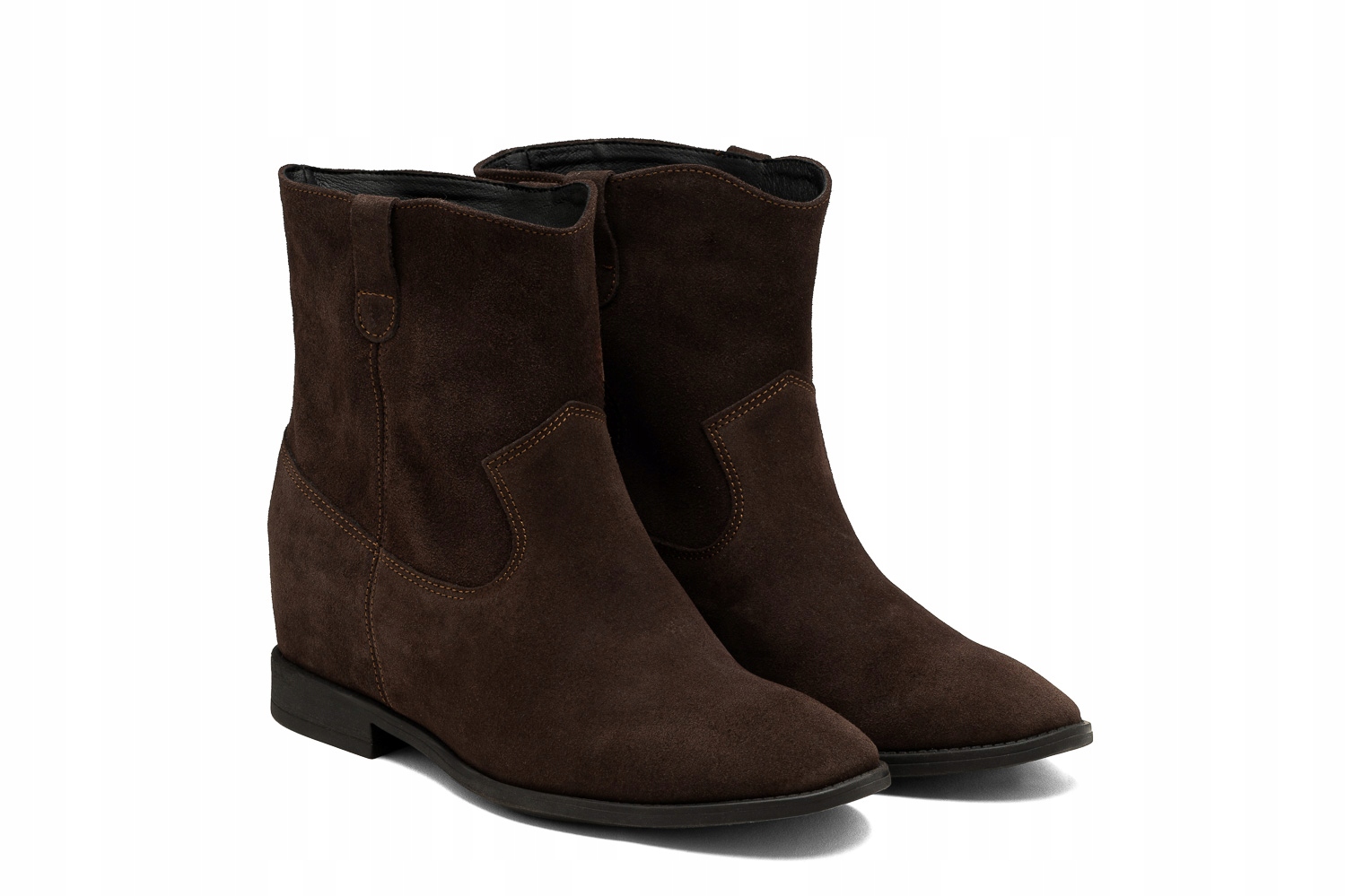 Čokoládové kotníkové boty na klínku Kwk kůže semiš hnědá 40