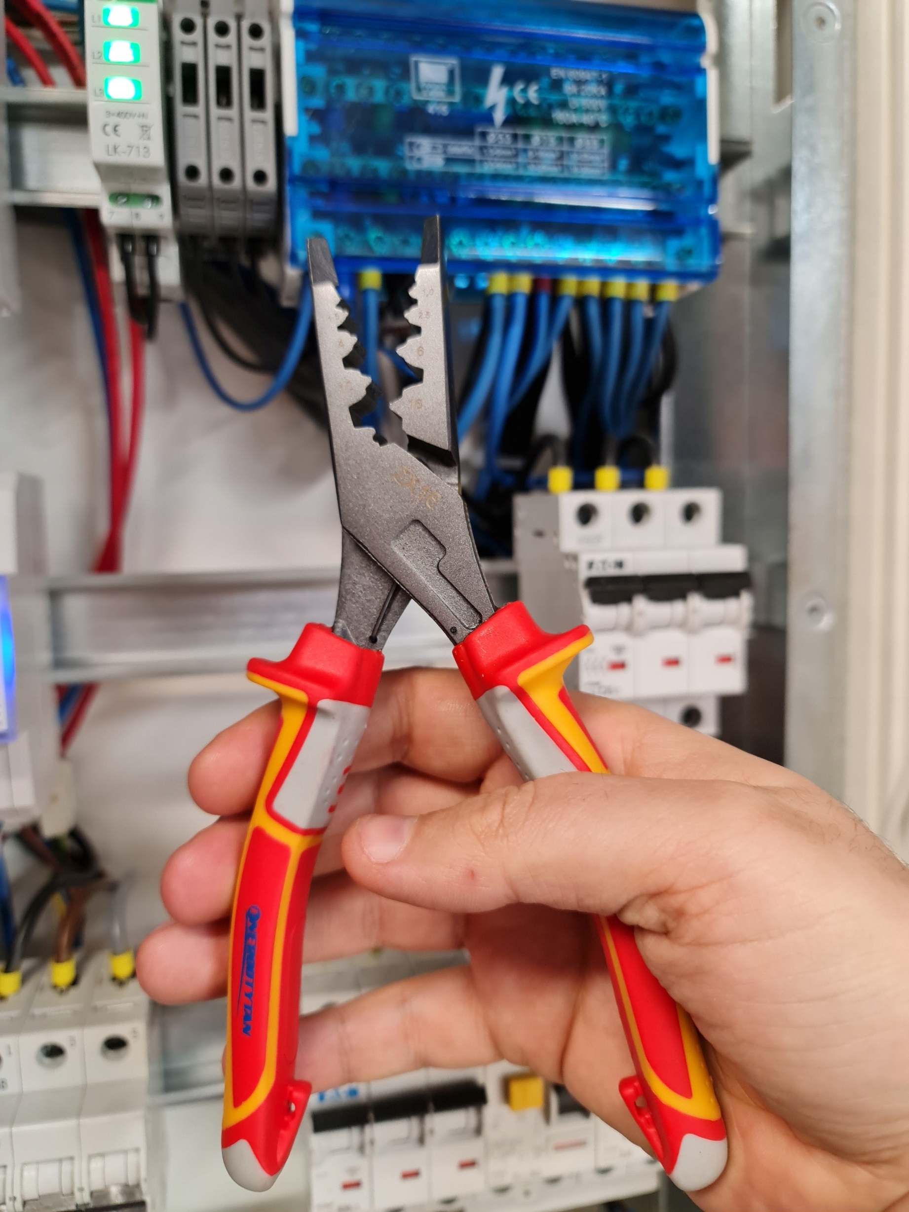 Zaciskarka do tulejek PRO 0,5-16 mm2 / PRASKA ENERGOTYTAN POLSKA ZX16 Minimalny przekrój przewodu 0.5 mm²