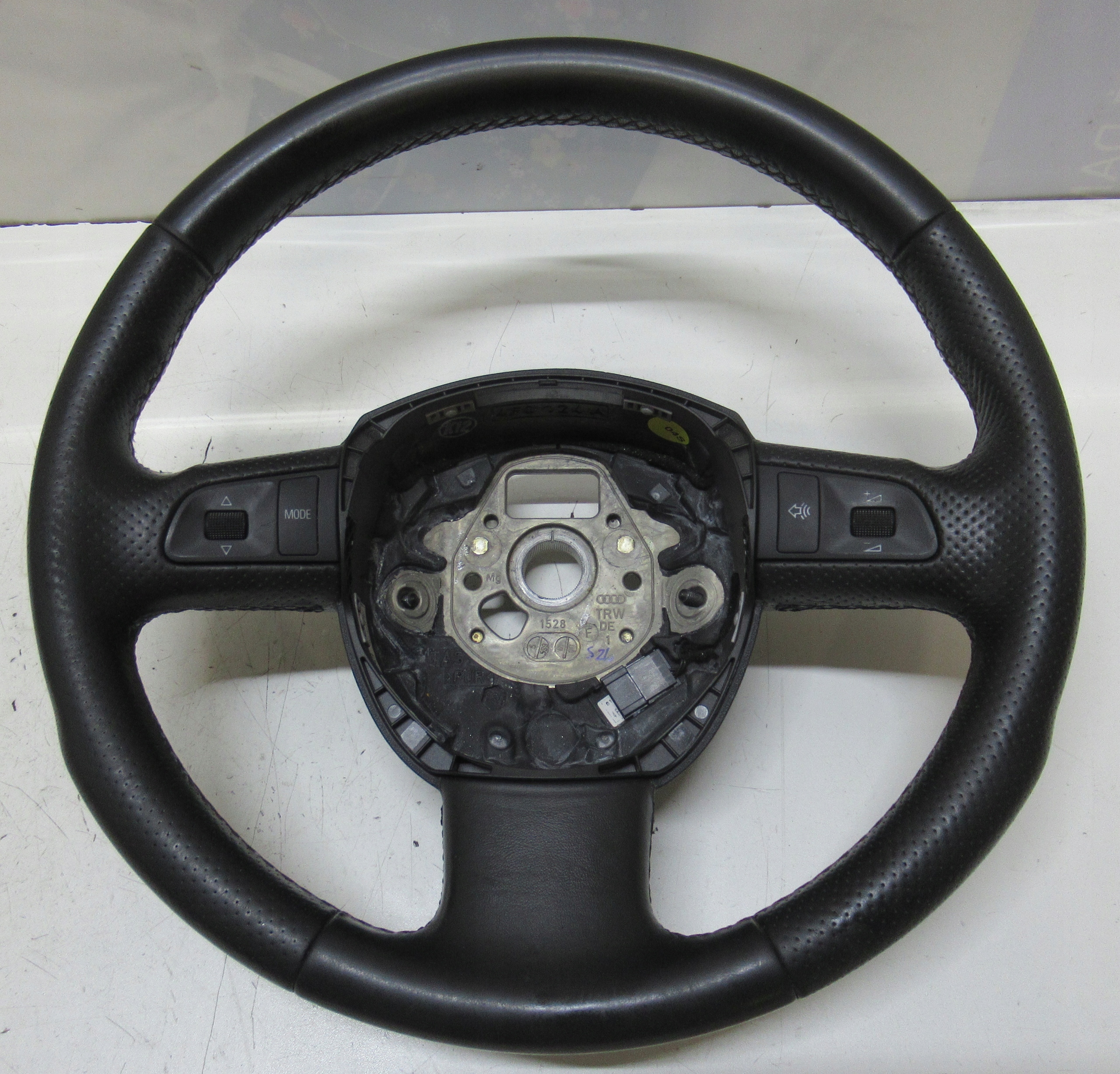 AUDI A6 C6 O5R lenkrad 4F0419091J