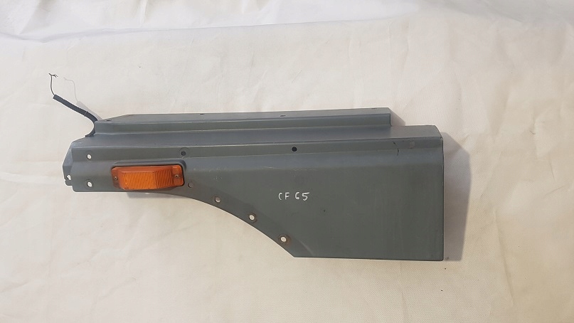 ПОДОВЖУВАЧ КАБІНИ МАТОЧИНИ ЛІВИЙ DAF 65 CF