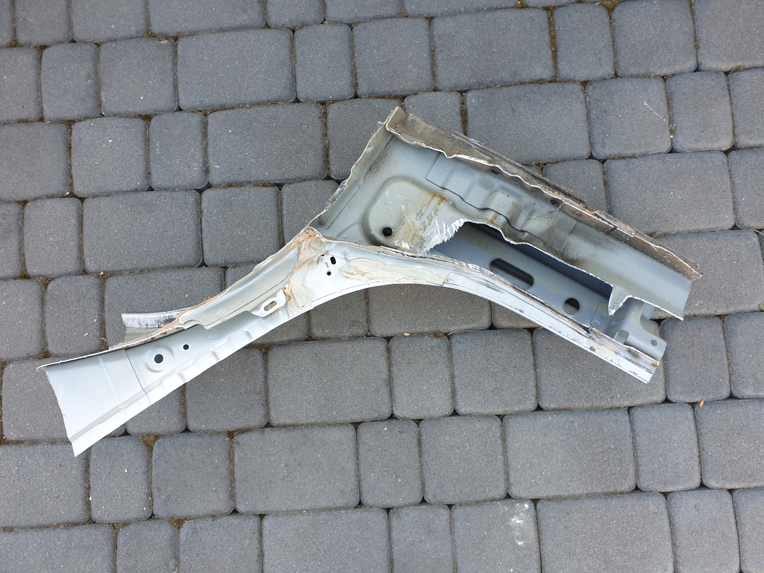 parafango LONGHERONE posteriore VW POLO 5 V 6R 2009