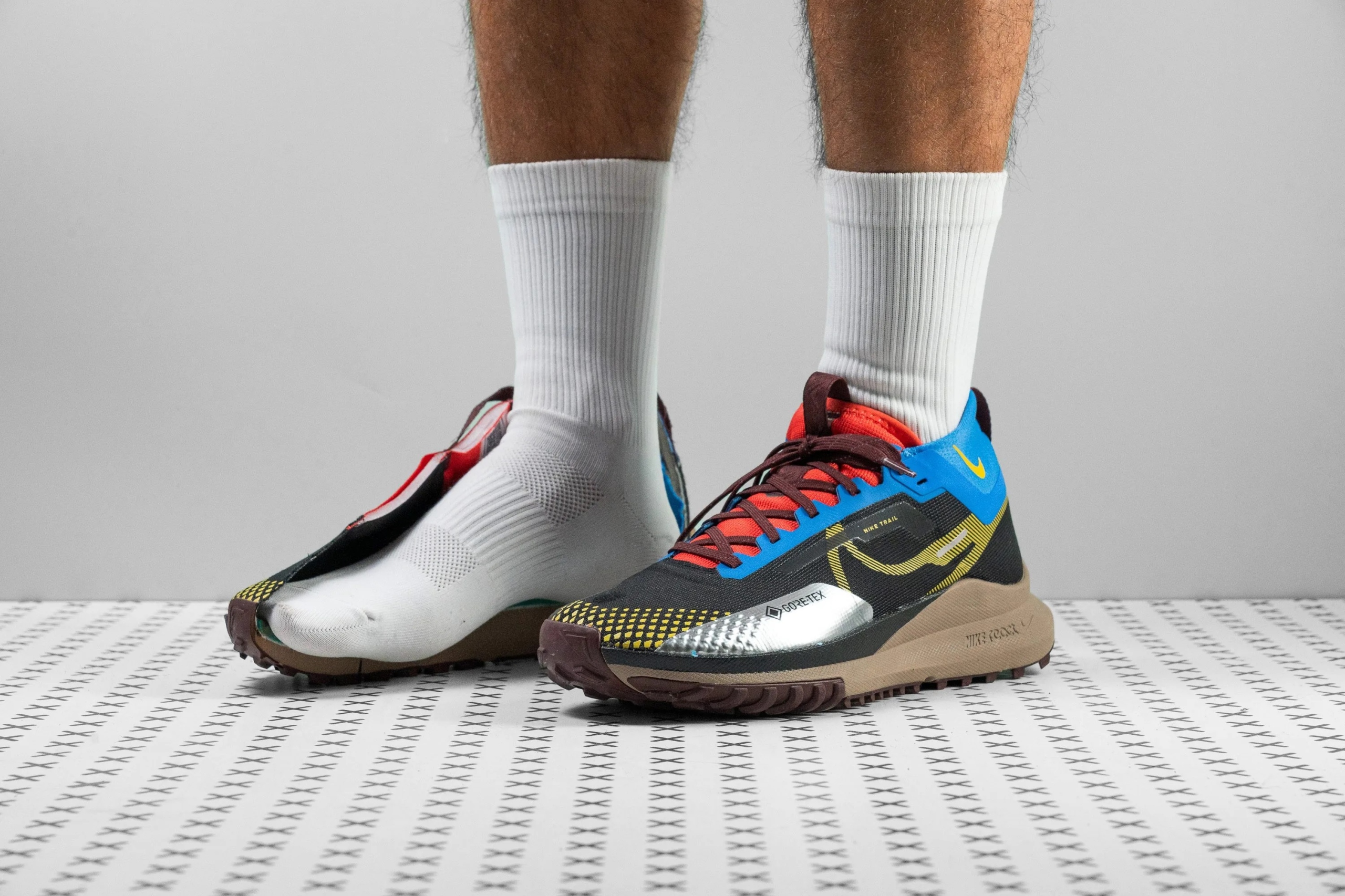 NIKE REACT PEGASUS TRAIL 4 GORE - TEX 47,5 buty trailowe sportowe F53 Model REACT PEGASUS TRAIL 4 GORE - TEX