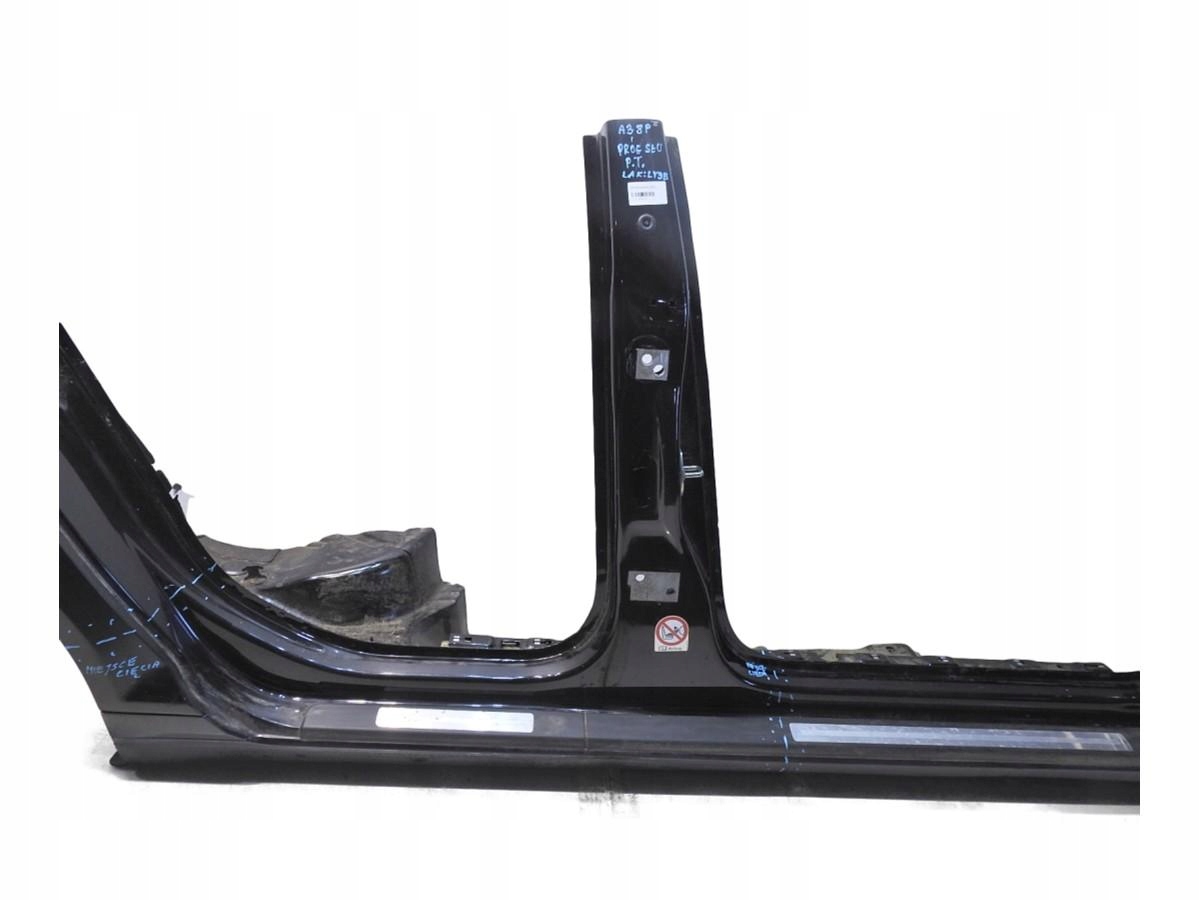 ПОРІГ СТІЙКА ПРАВИЙ ЗАД. Ly9b AUDI A3p SPORTBACK