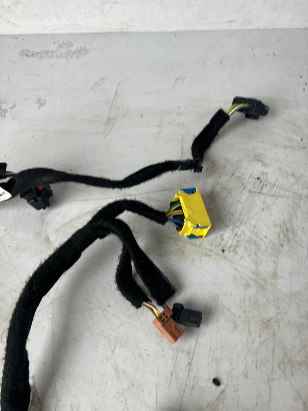 bundle door left front C4 II B7 KEYLESS 9810100880