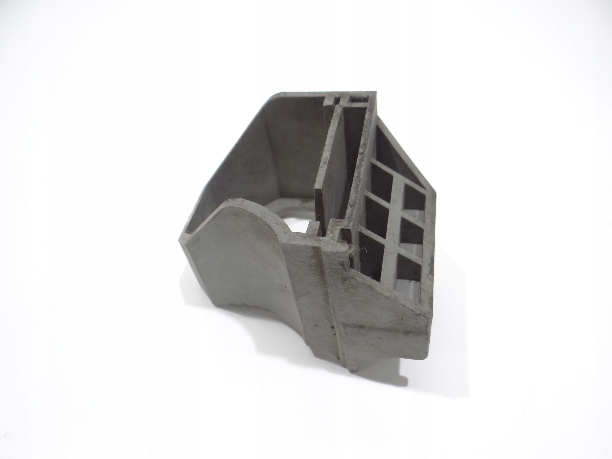 Poignée Support plaque Radiateur Droit BMW E81 E82 E87 7807186