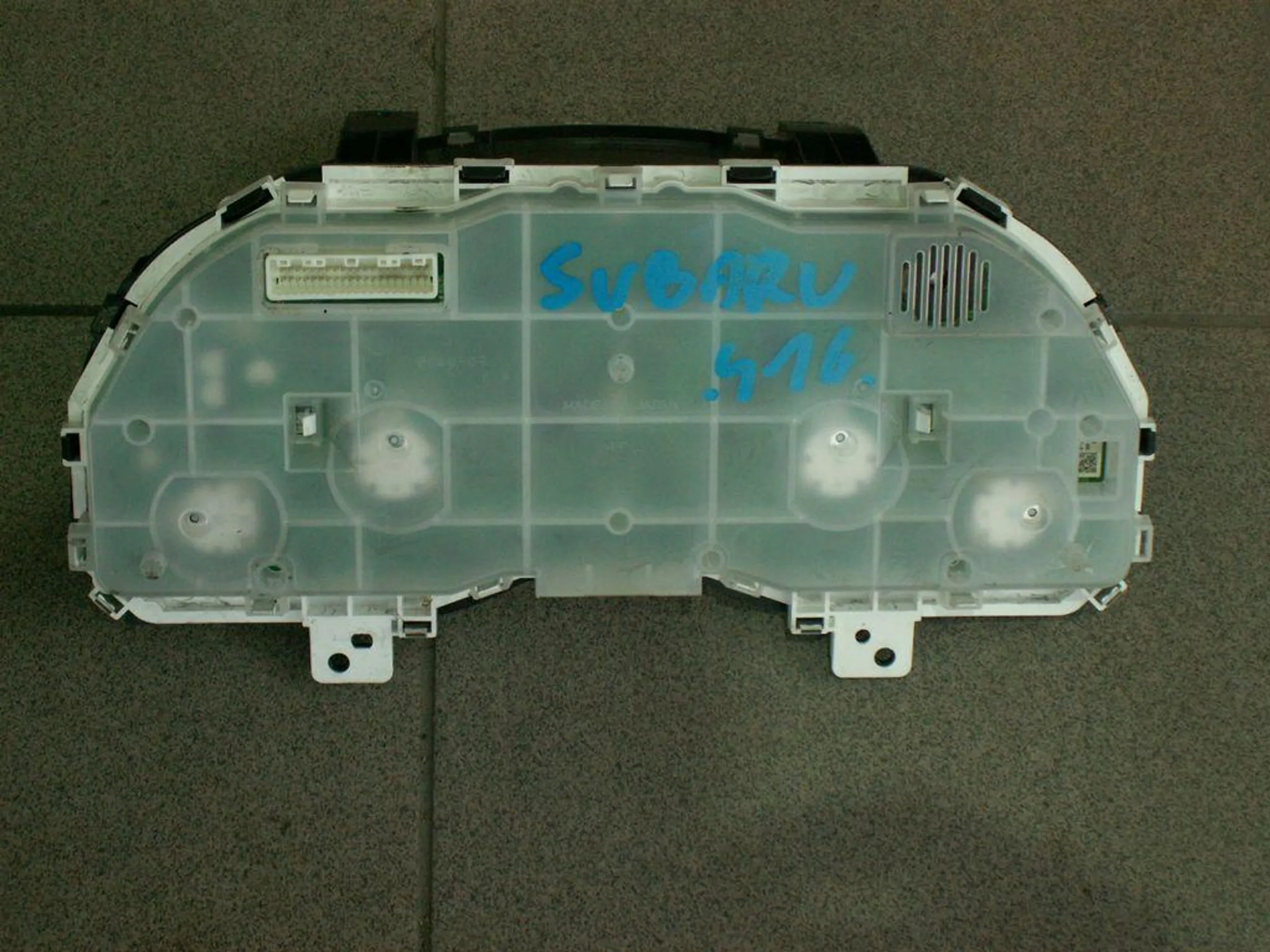 Subaru Outback 2010 2011 2.0 DIESEL dials 85003AJ011