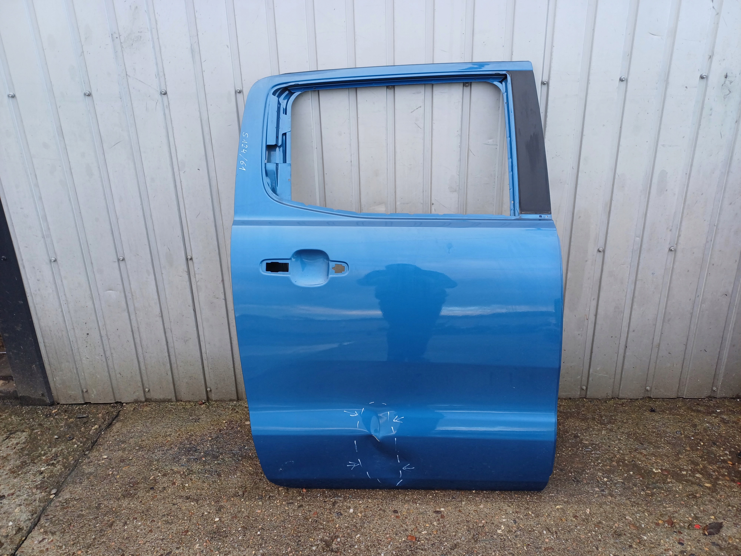 FORD RANGER 5 V 11- DRZWI PRAWE TYŁ