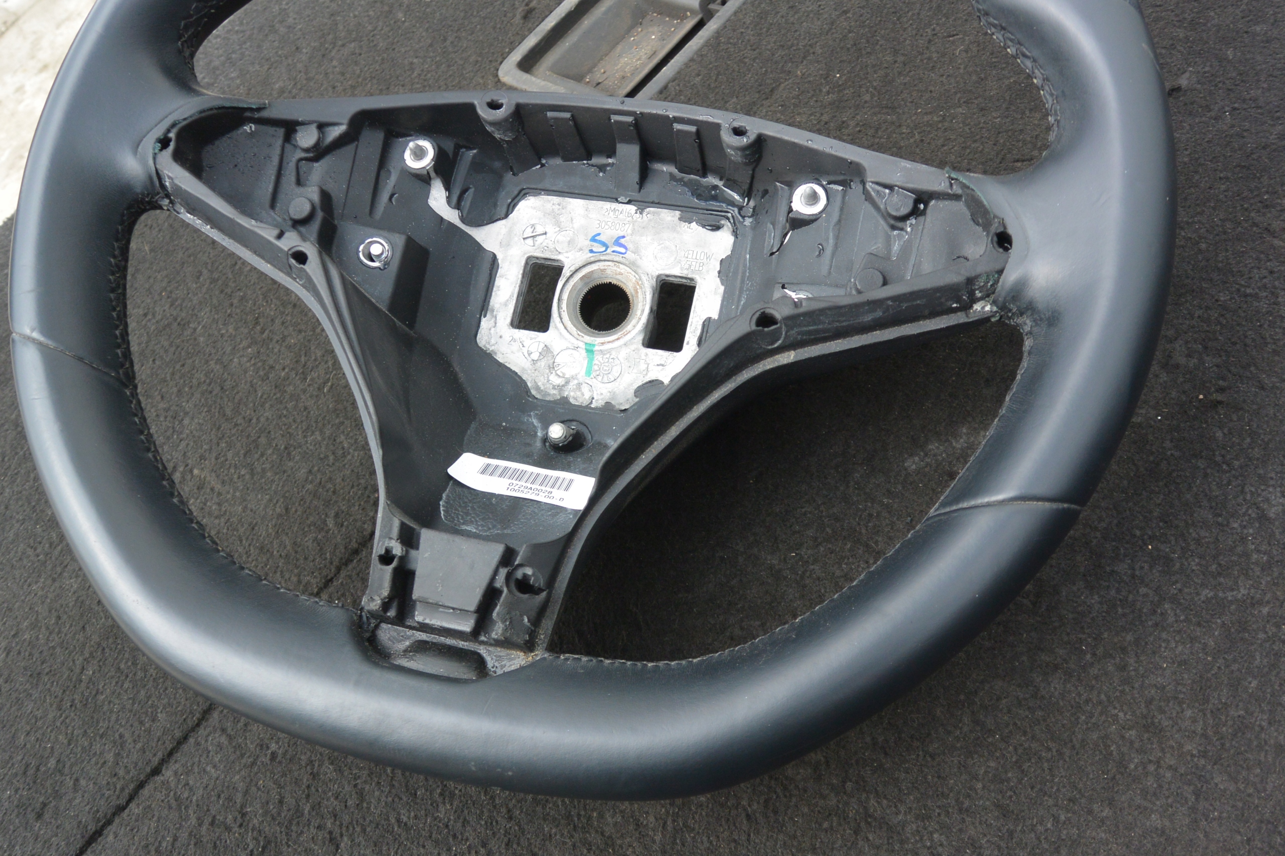 TESLA MODEL S lenkrad leder schön 12