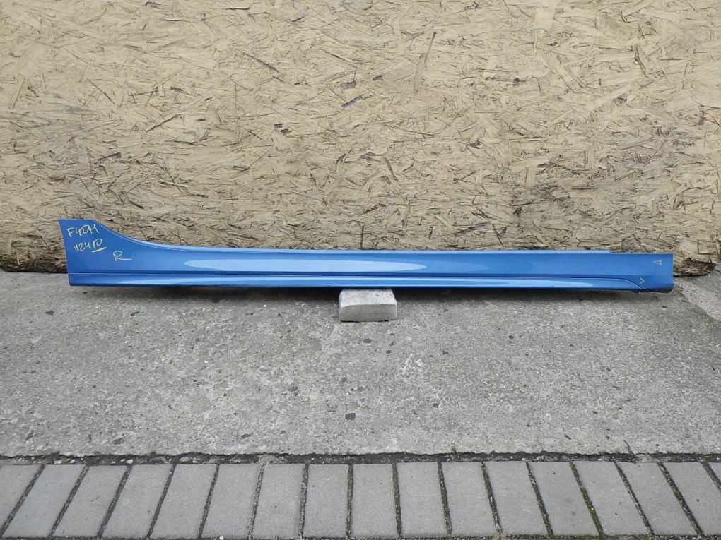 BMW 1 F40 M PAKIET moulding threshold right