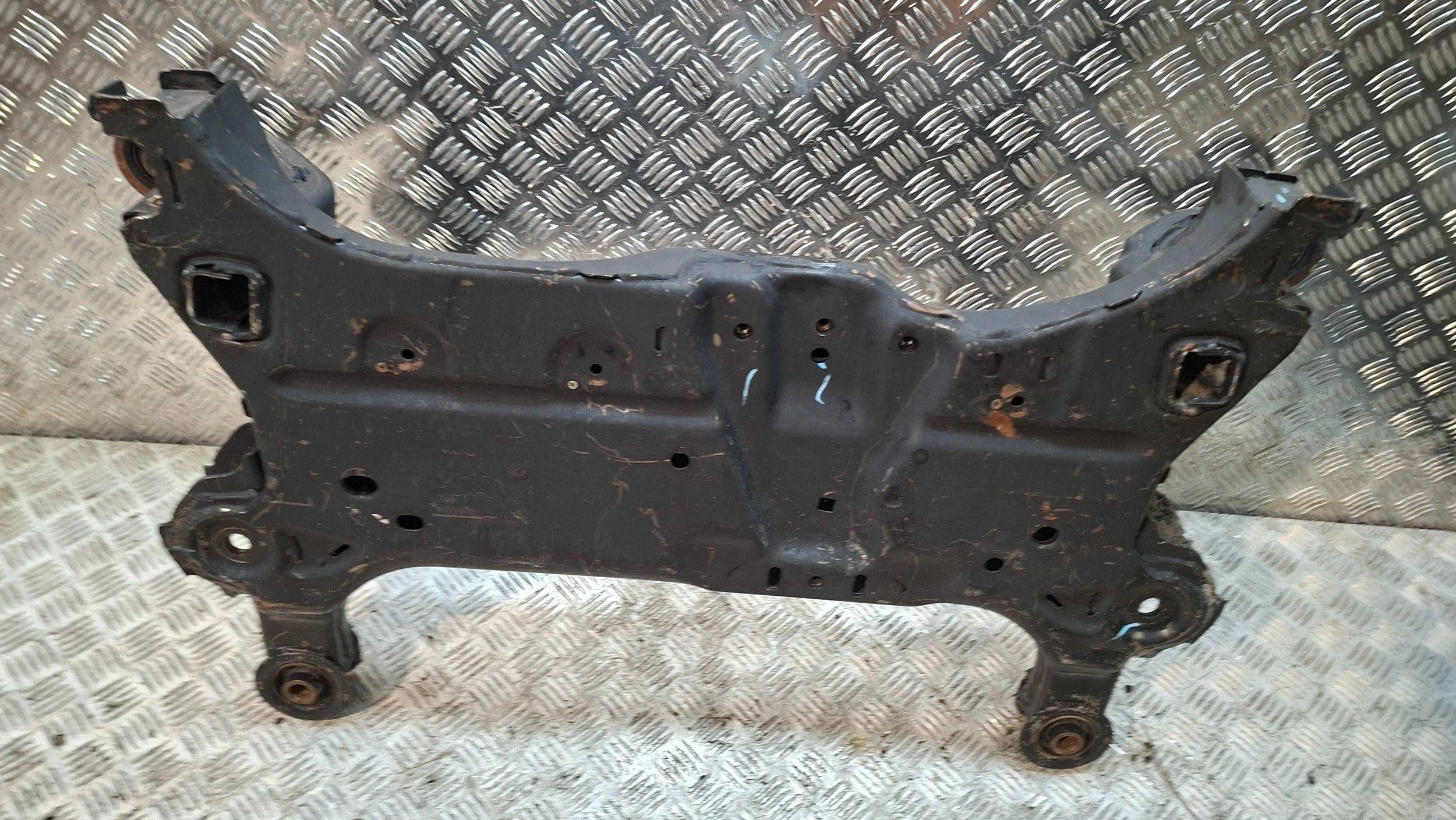 axle beam front FIAT FREEMONT 2.0 JTD 2WD 2011