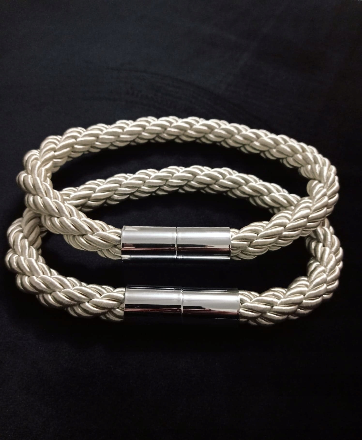 UPIĘCIE FIRAN ZASŁON KLAMRA MAGNETYCZNA SPINKA GRUBA BEŻOWA SZNUR Marka inna