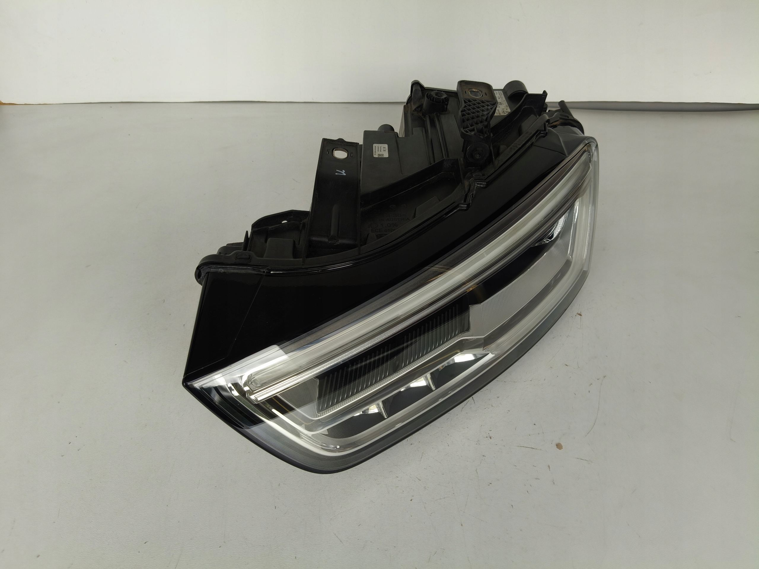 light left REFLEKTOR AUDI Q3 8U 8U0 14- LIFT FULL LED