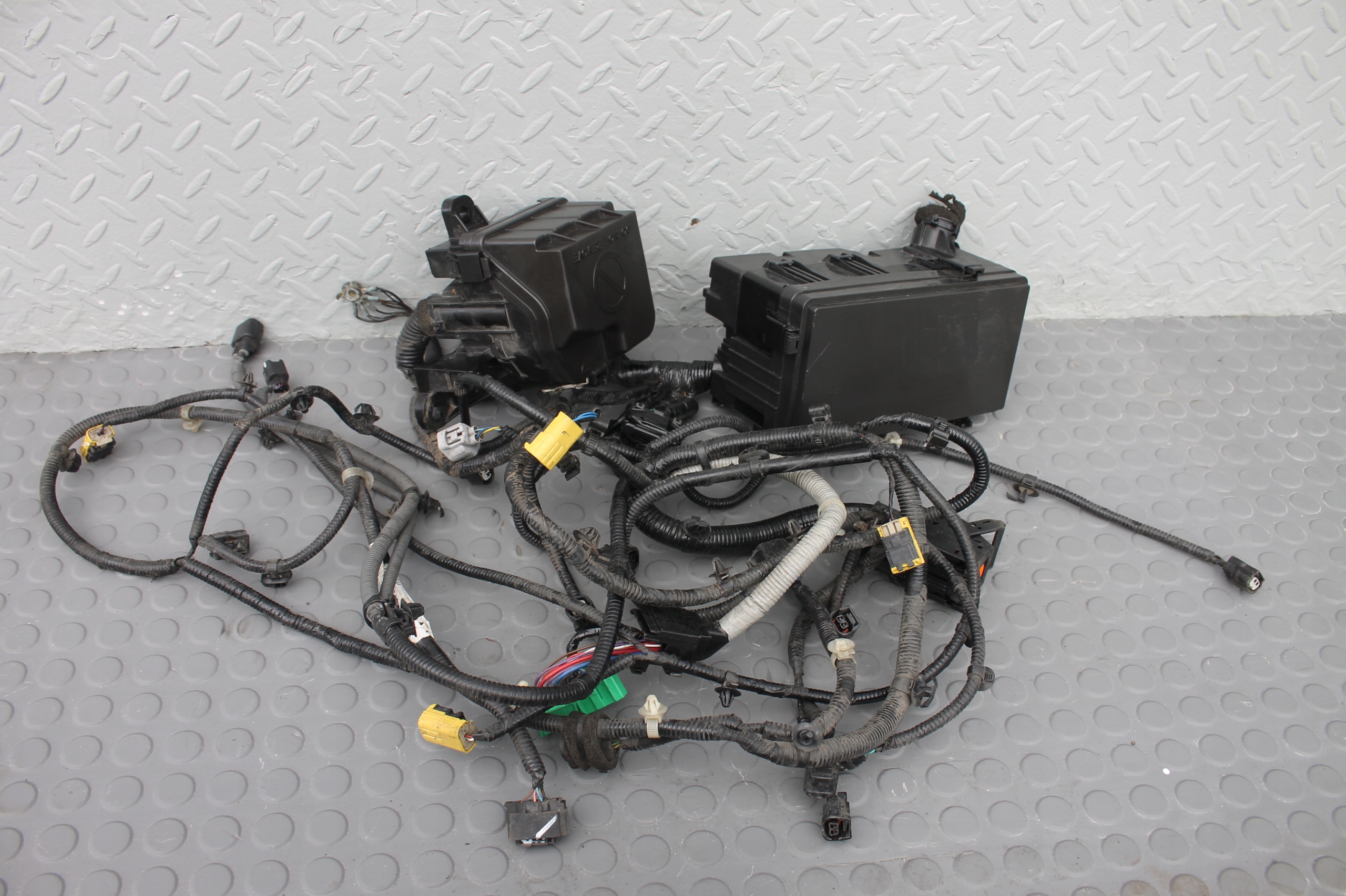 SKRZYNKA PUSZKA BEZPIECZNIKÓW WIĄZKA HONDA CIVIC X 1.6 i-DTEC 17-21