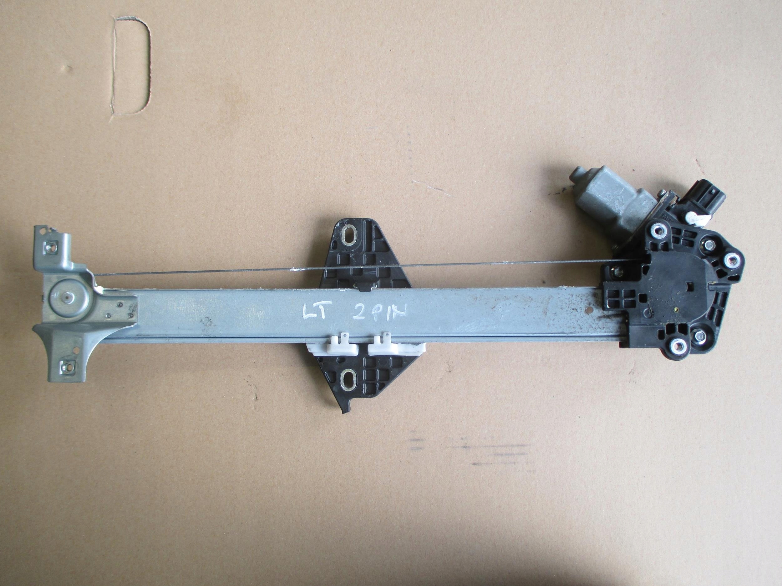 CIVIC VIII SEDAN 06-11 MECHANIZM SZYBY LEWY TYŁ