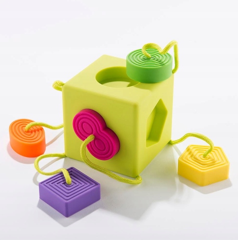 

Oombee Cube kolorowy sorter kształty FatBrainToys