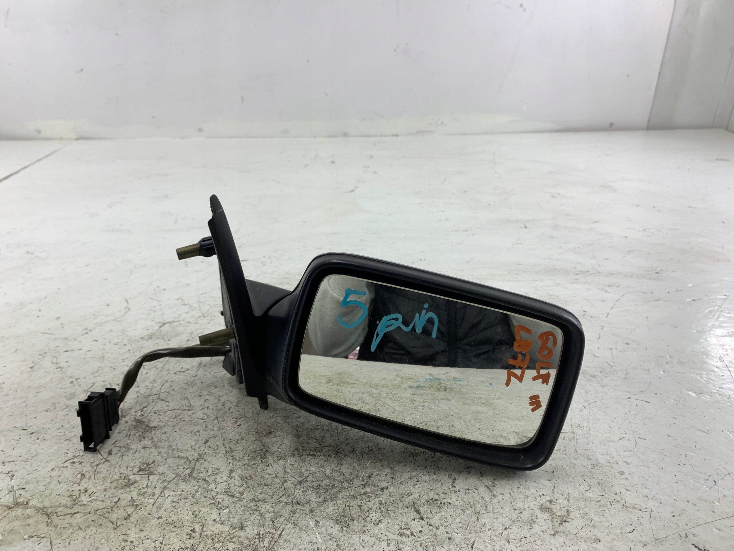 VW GOLF III mirror right 5 PIN LB7Z