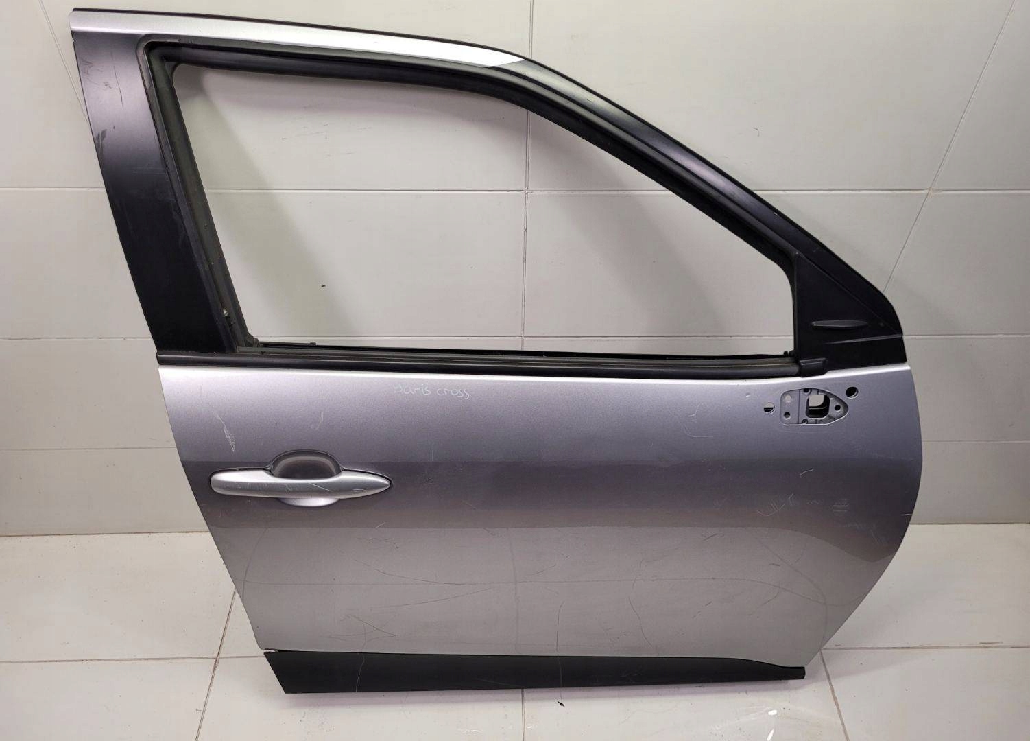 door front right side Toyota Yaris 3 XP130 2nd facelift 2018