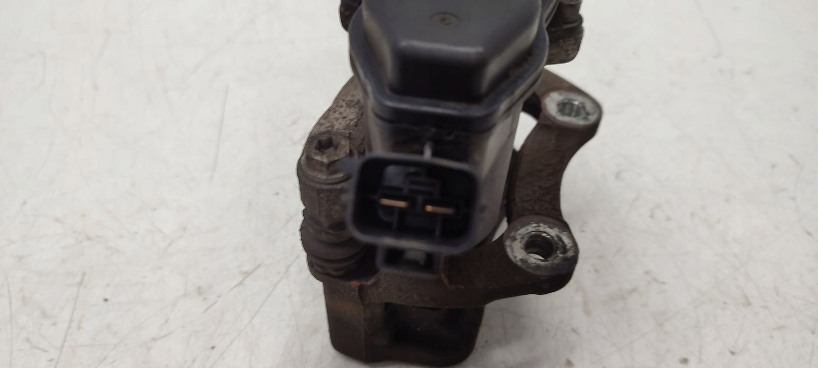caliper rear part rear left electrical Renault Megane IV