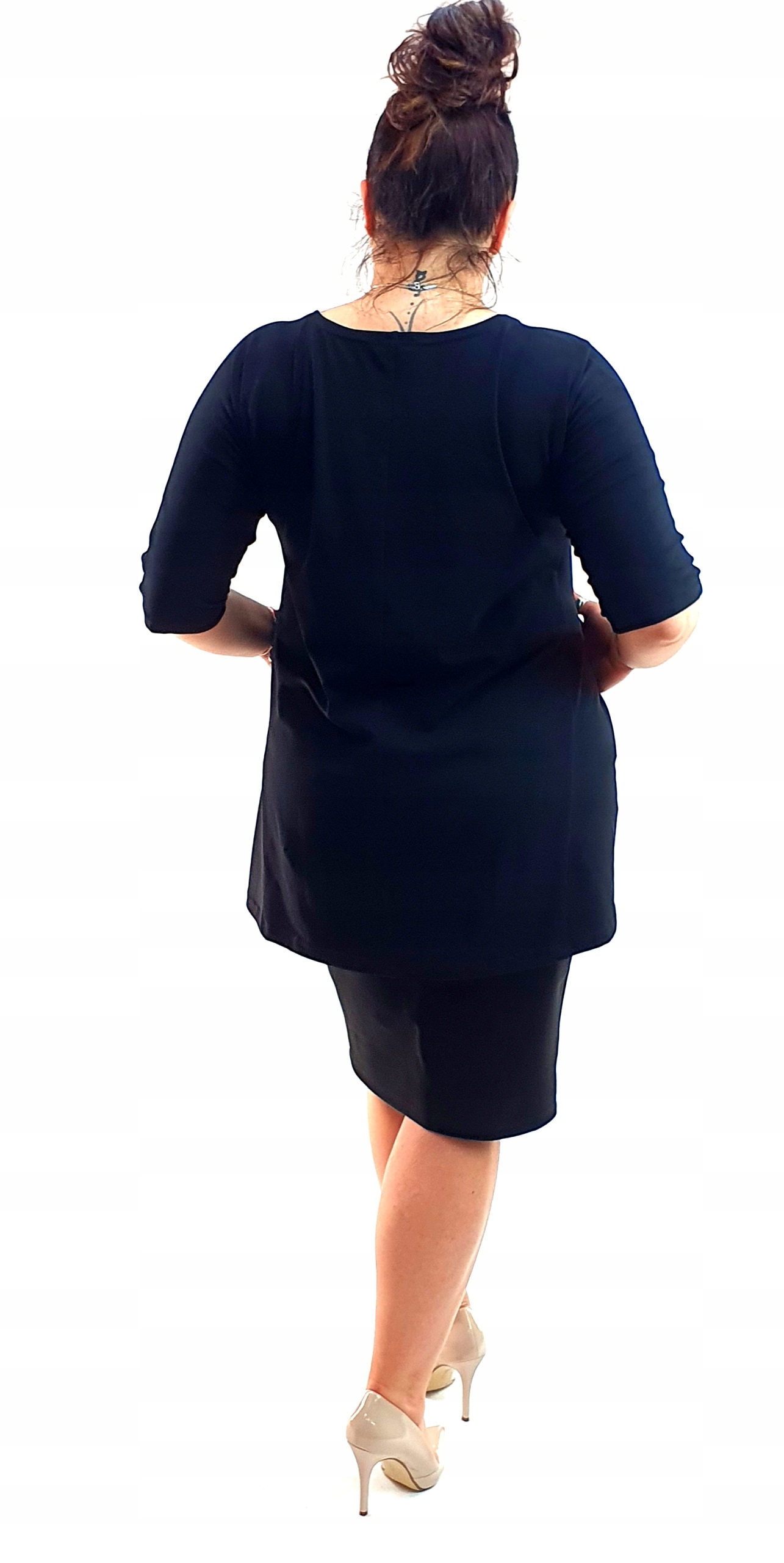 Plus Size. Bluzka - tunika z gumką czarna rozm. 48 Model Marzena Efir