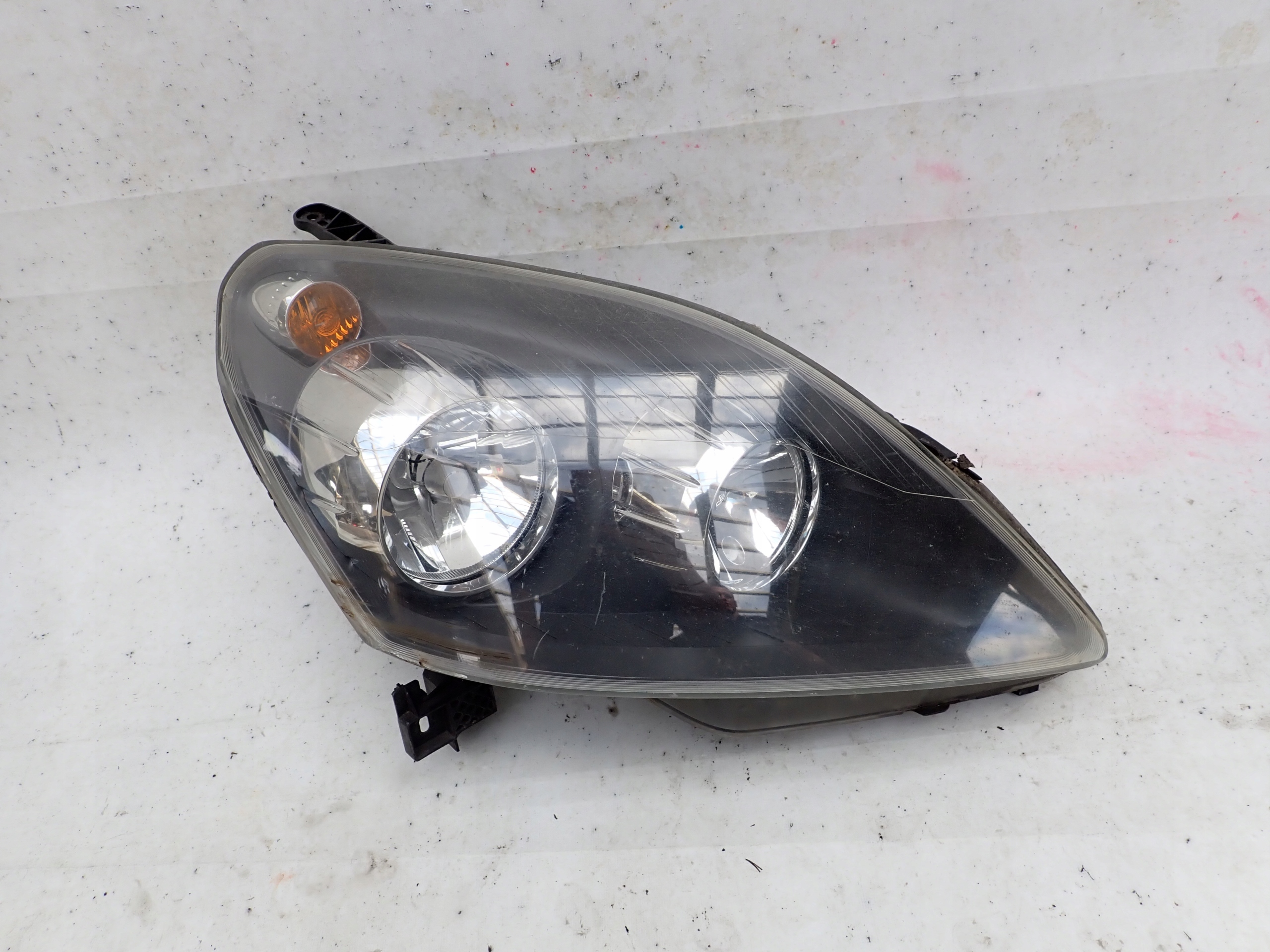 OPEL ZAFIRA B 05- light front front right