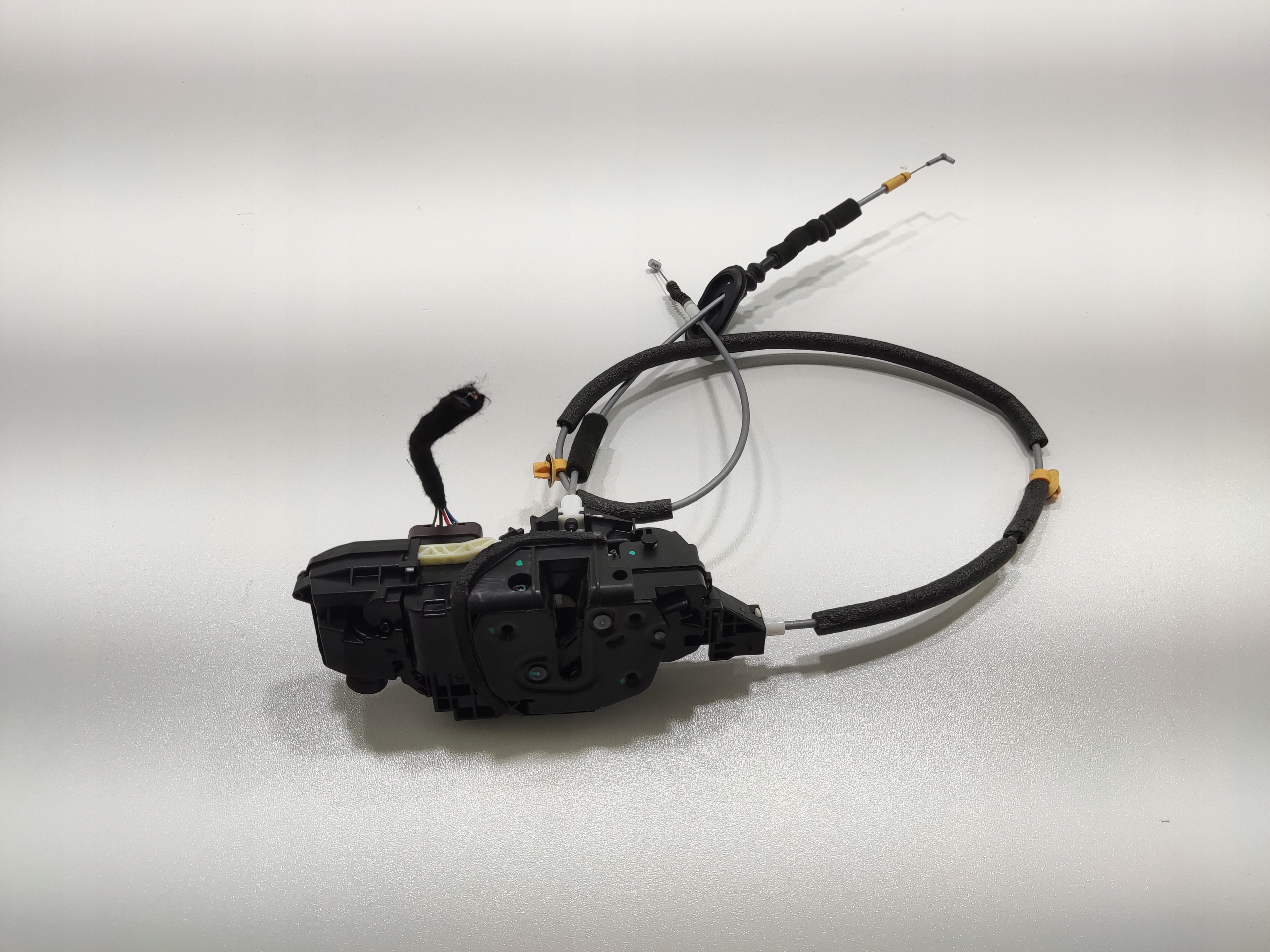 lock door left front front BYD SEAL EKEA-6105200A 2024-2025