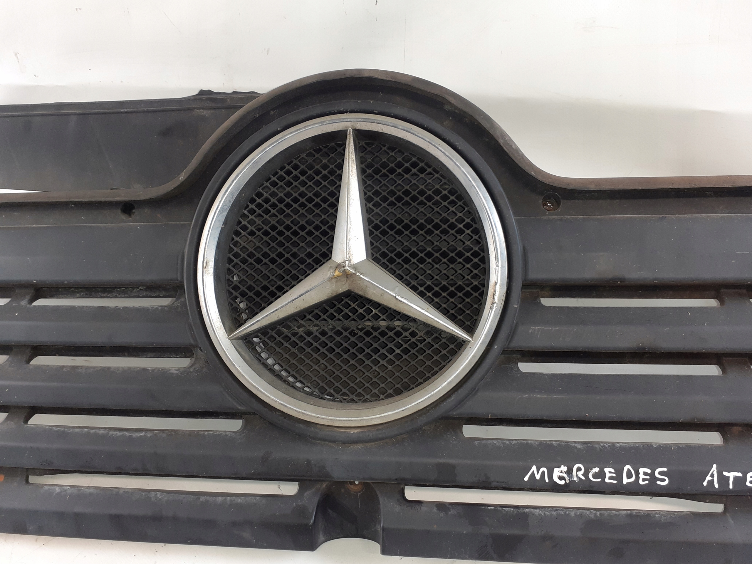 Mercedes-Benz ATEGO e OE A9738800185 GRIGLIA