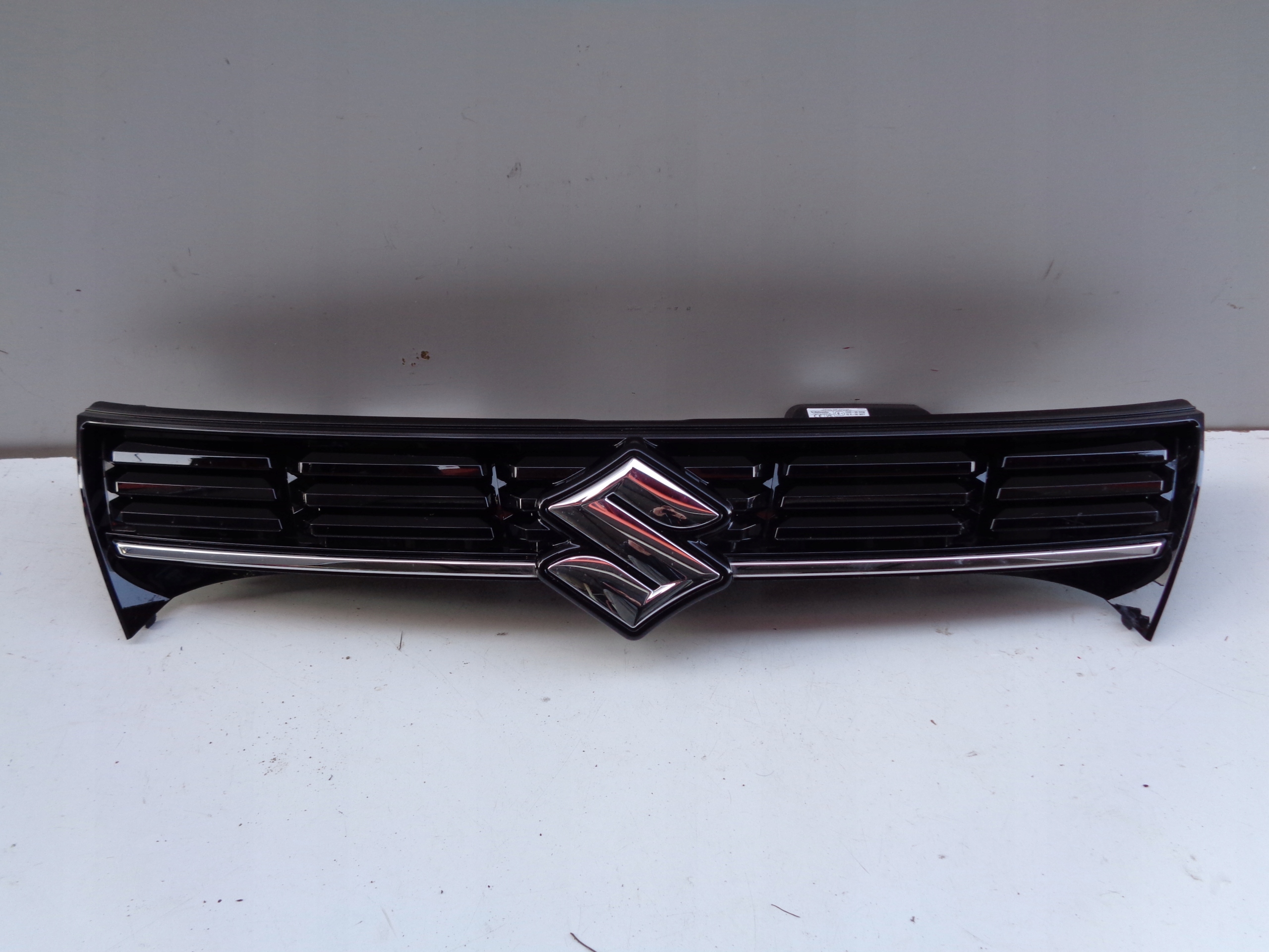 Grille SUZUKI VITARA III 24- LIFT