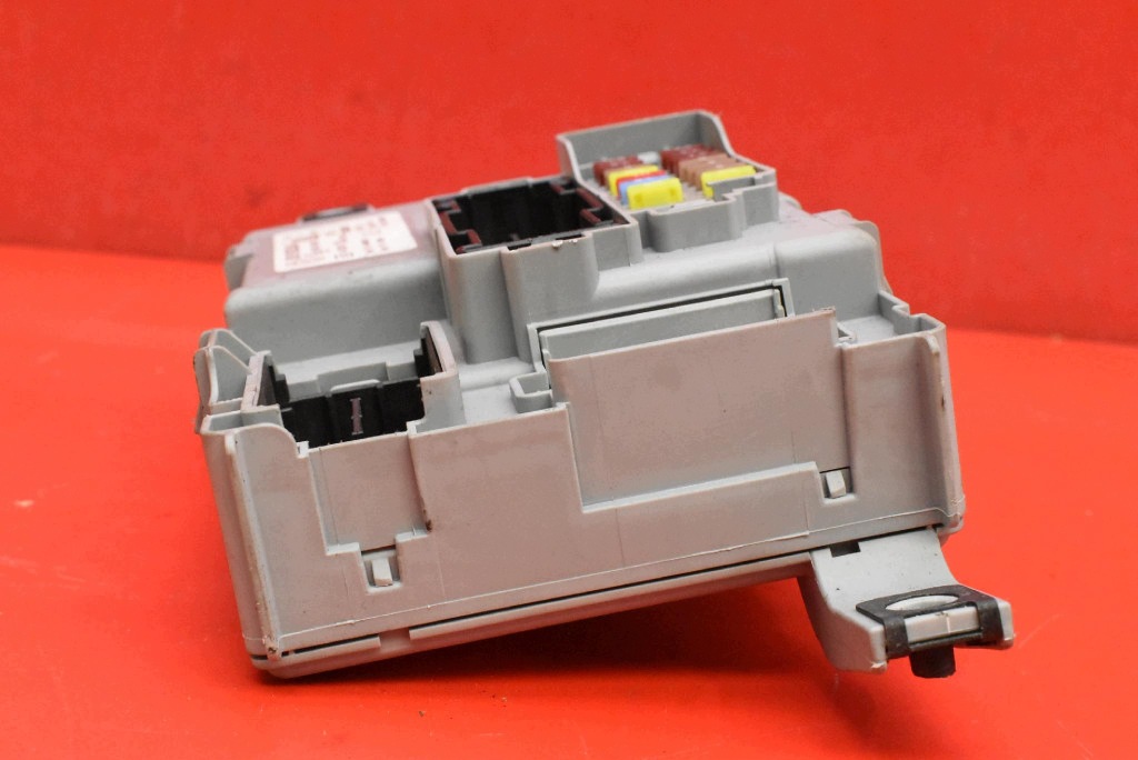 Module fusibles 00519383540 OPEL COMBO D 1.4 16V 95 KM 11-20