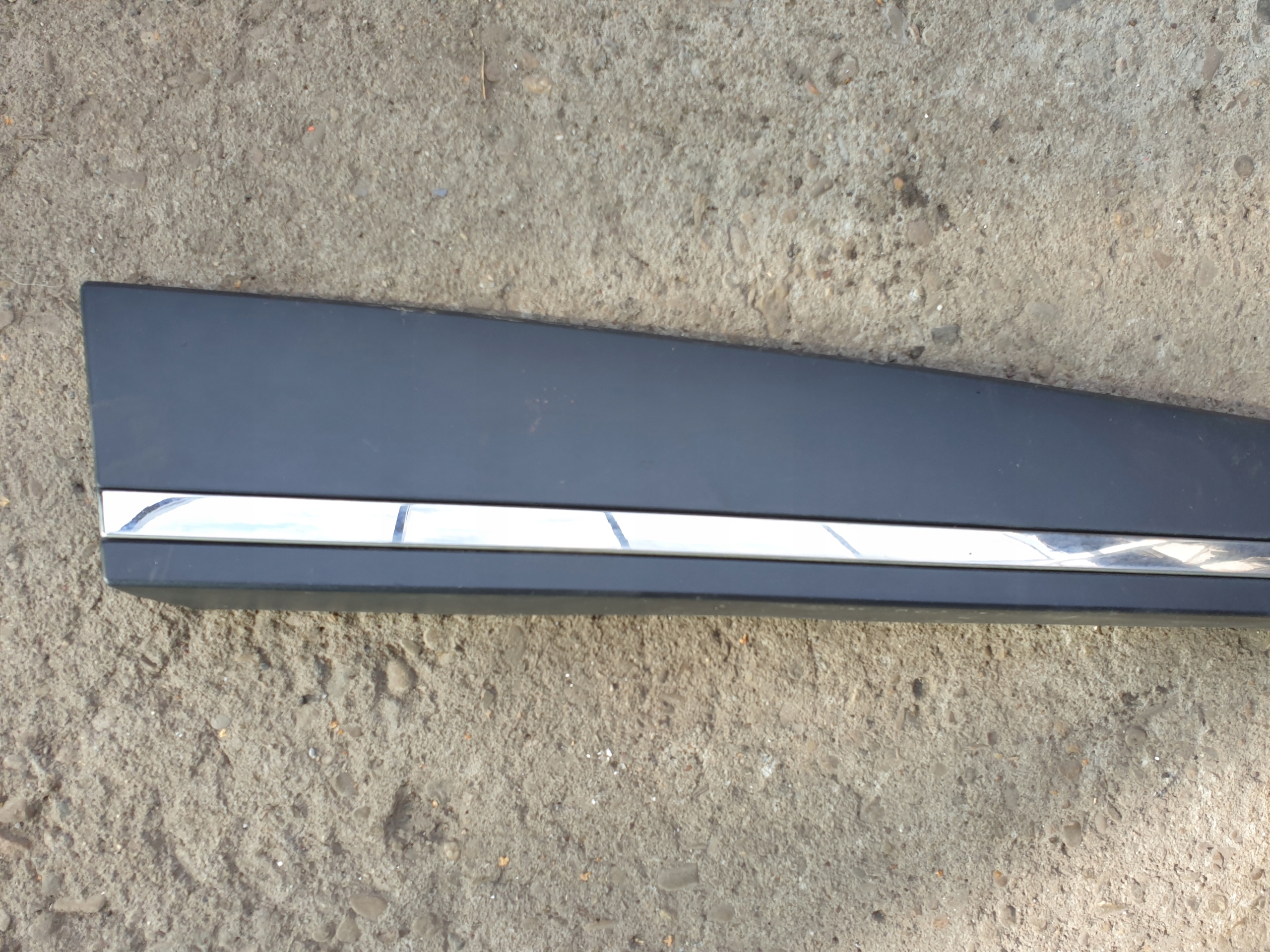 moulding for door RENAULT CLIO IV 2013- right front 801865598R
