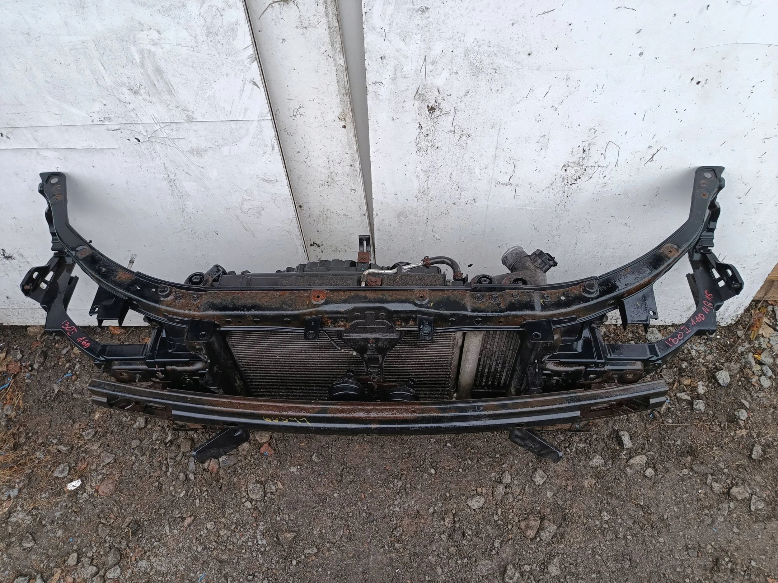 HYUNDAI I30 and LIFT 1.6 CRDI support panel for radiators radiator 07-12