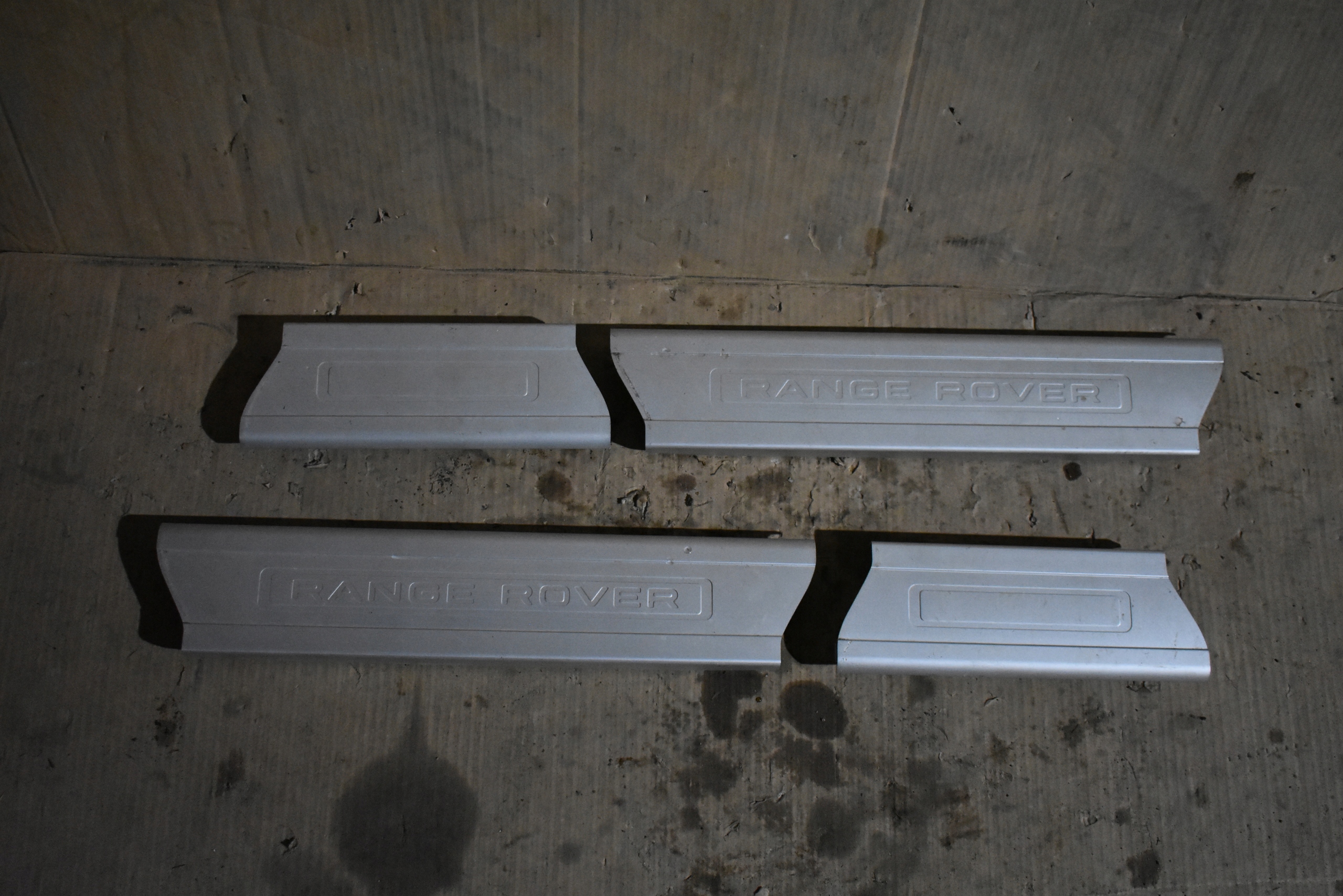 mouldings caps threshold KPL. RANGE ROVER L494 L405 1