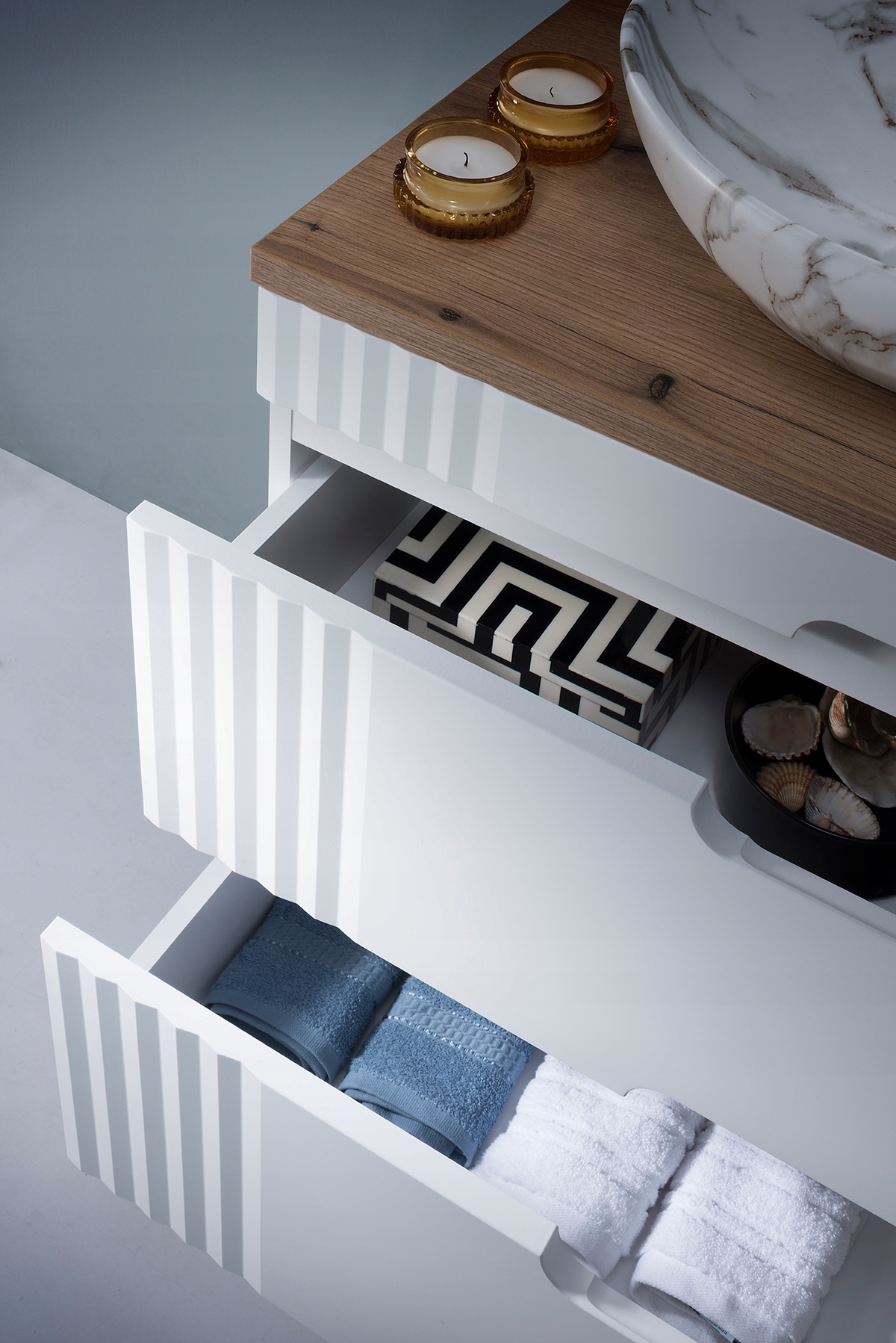 Skříňka pod umyvadlo 120 cm se 2 zásuvkami