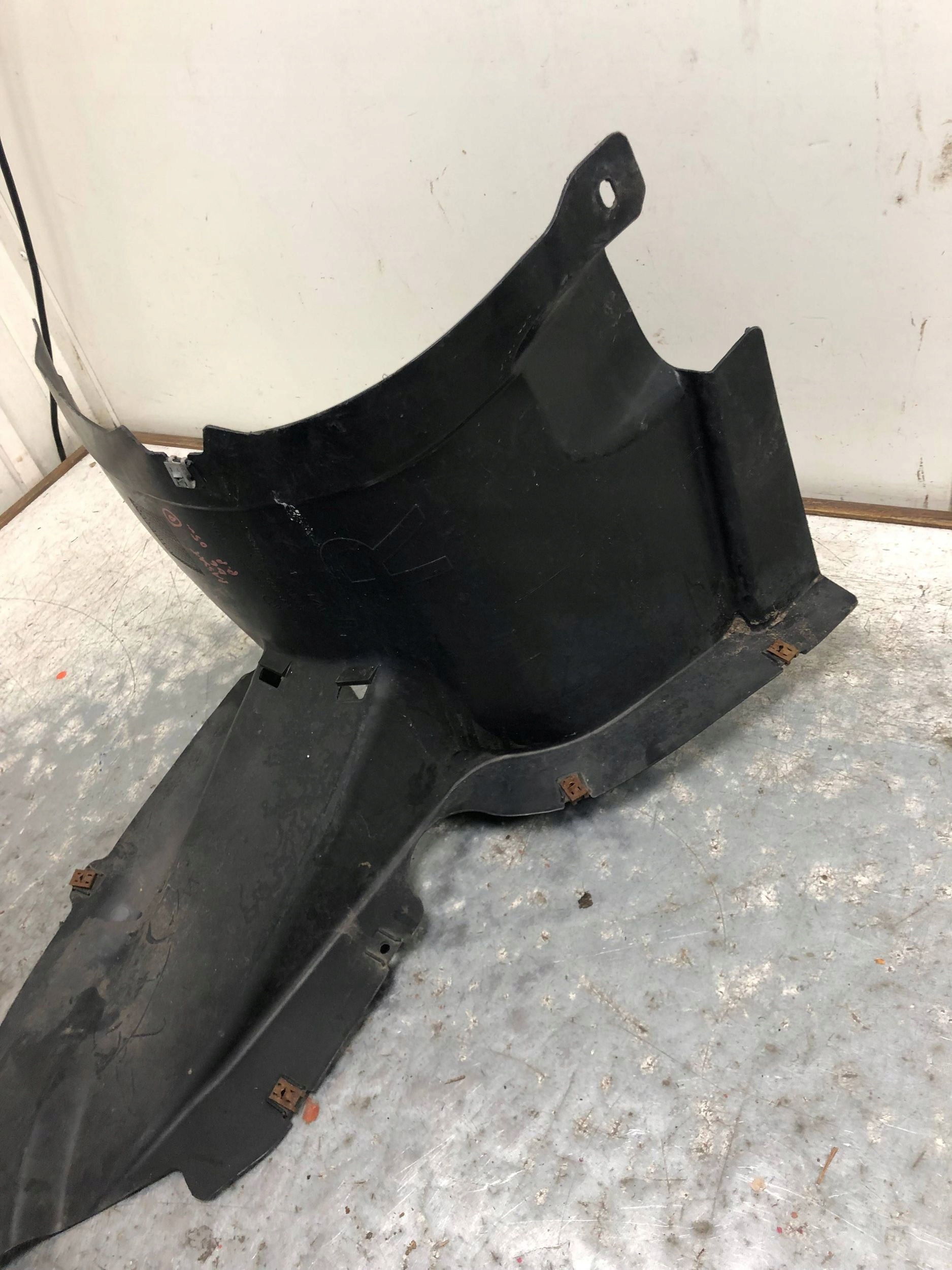 NOSEK mudguard right front VW PASSAT B6 3C0805912A