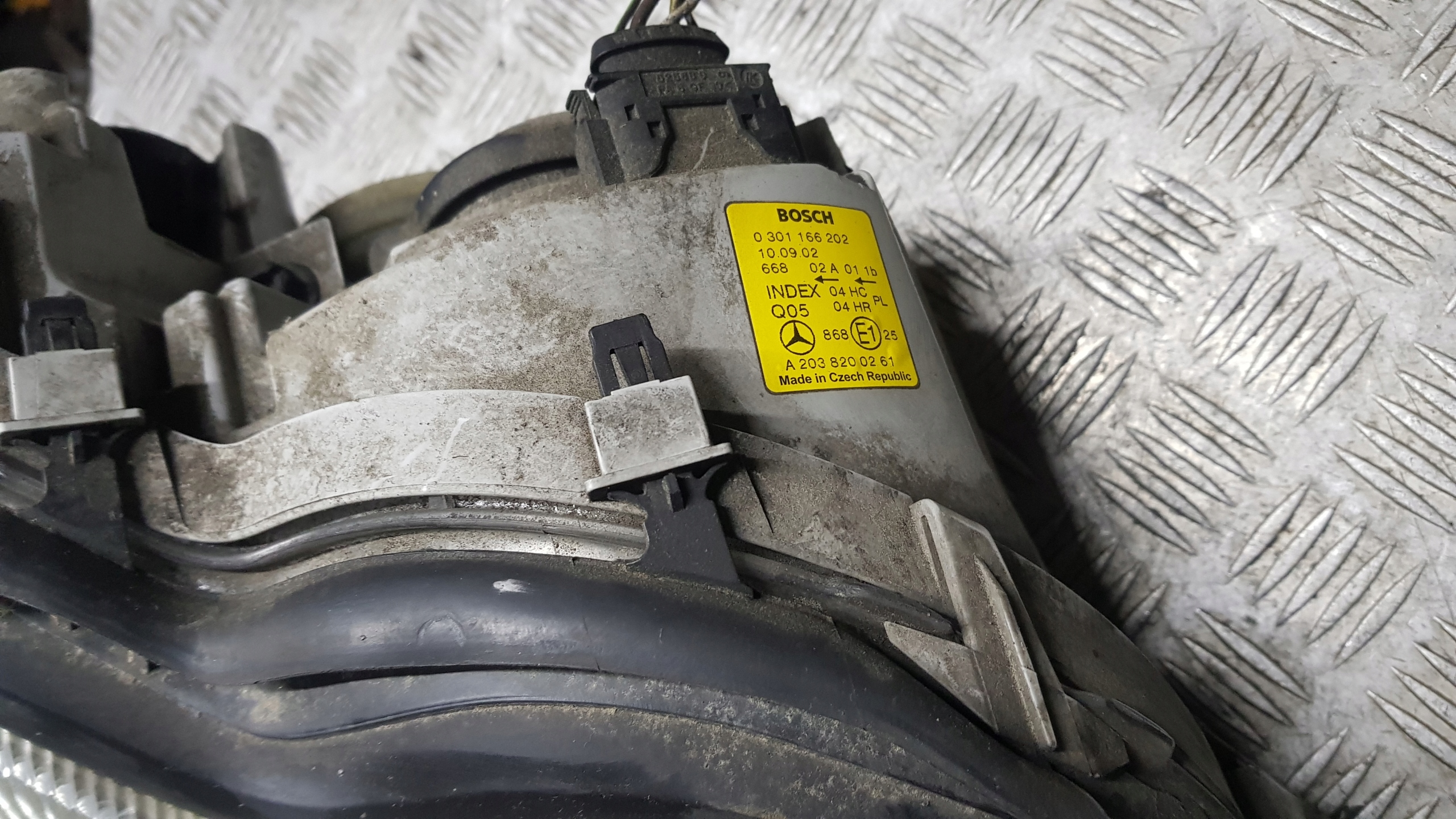 MERCEDES W203 light left front front