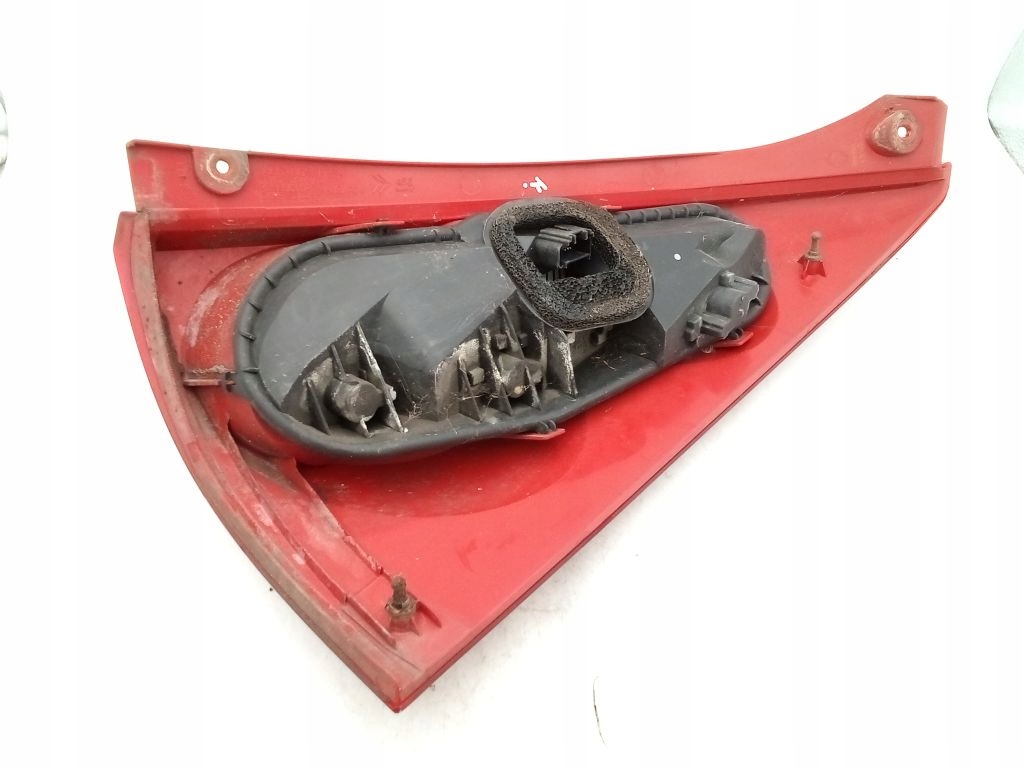 Peugeot 107 light left rear EU 81560-0H040