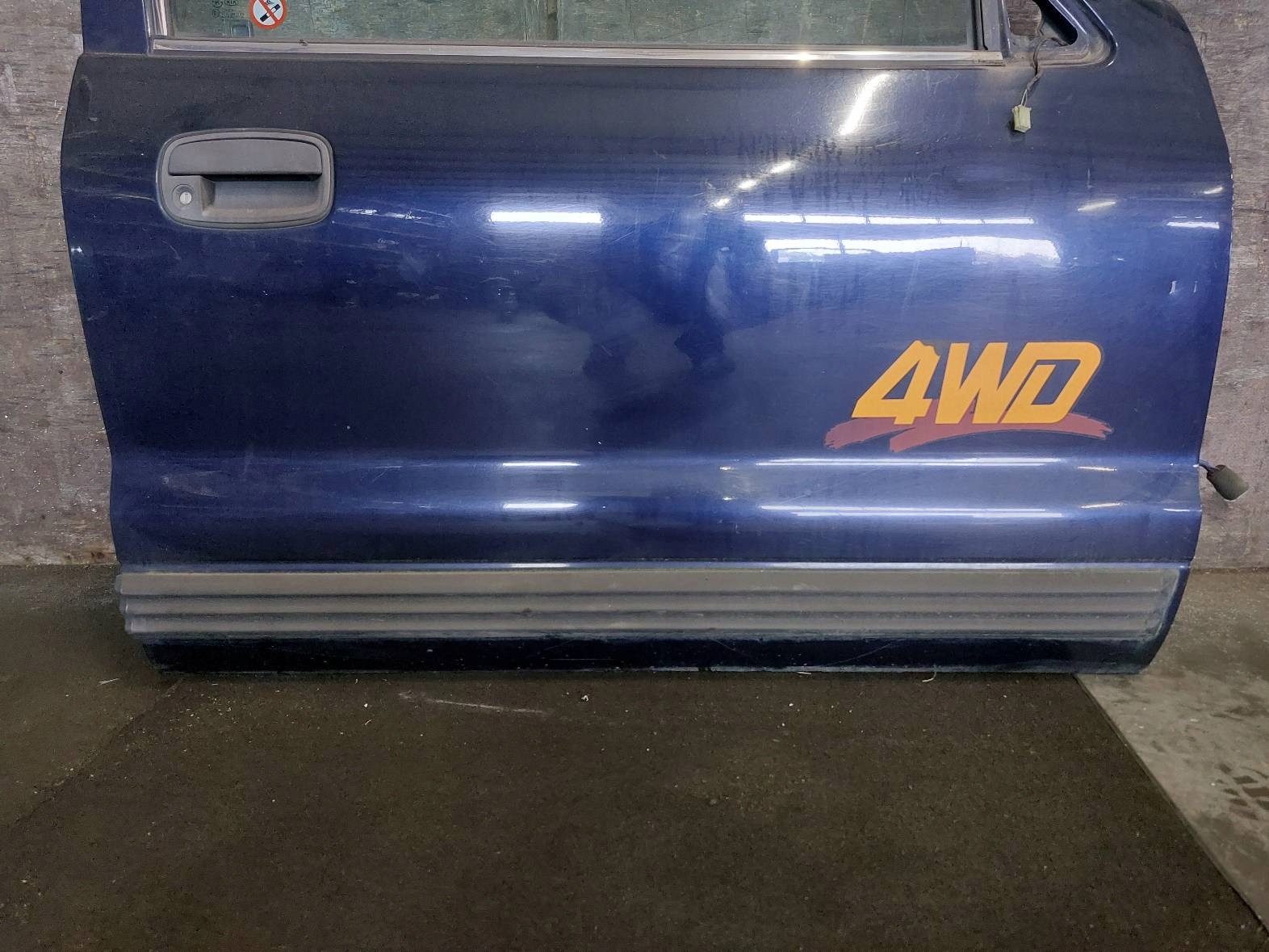 door complete right front KIA SPORTAGE and B4