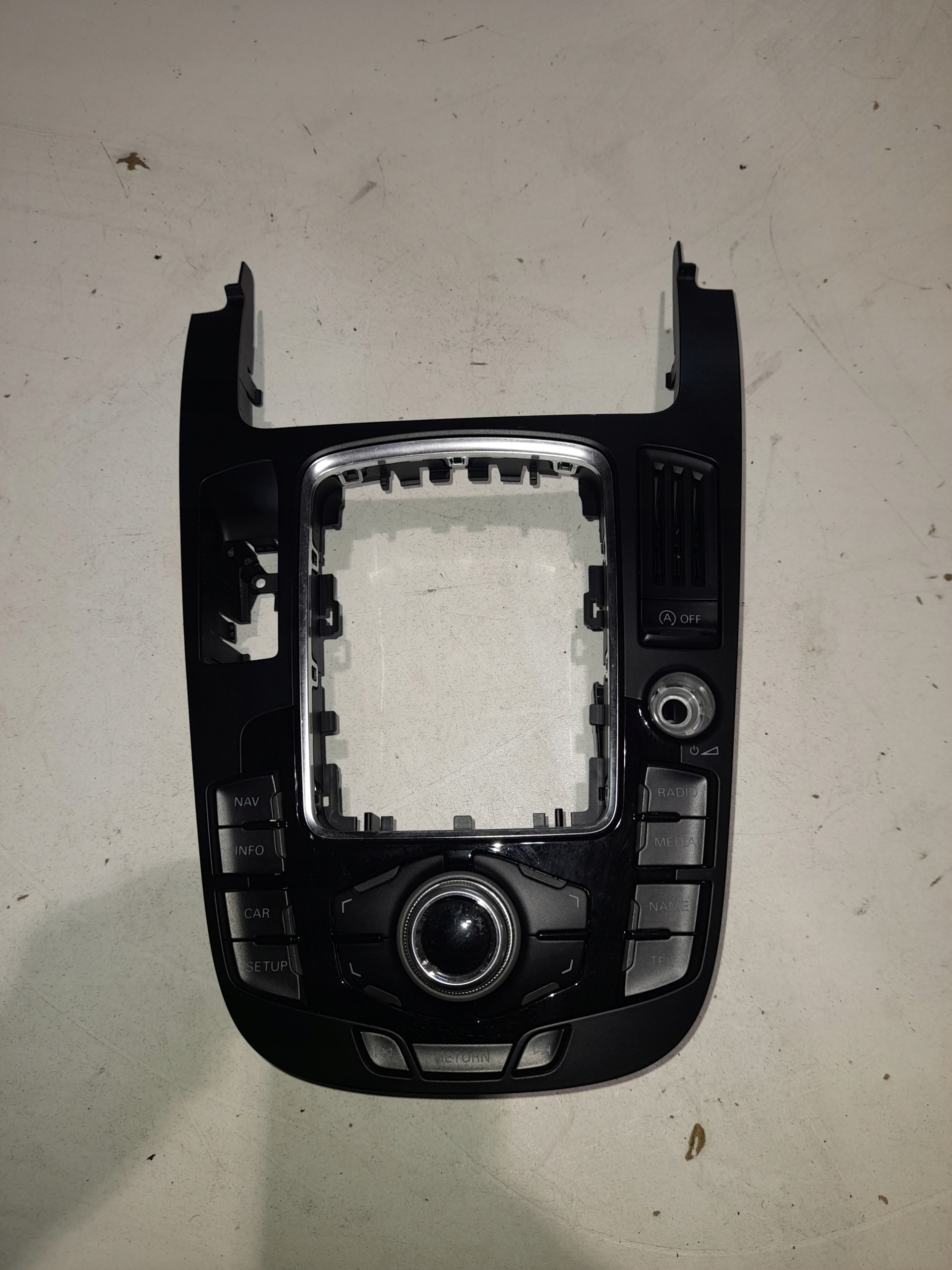vezérlö panel CENTRALNY AUDI A4 B8
