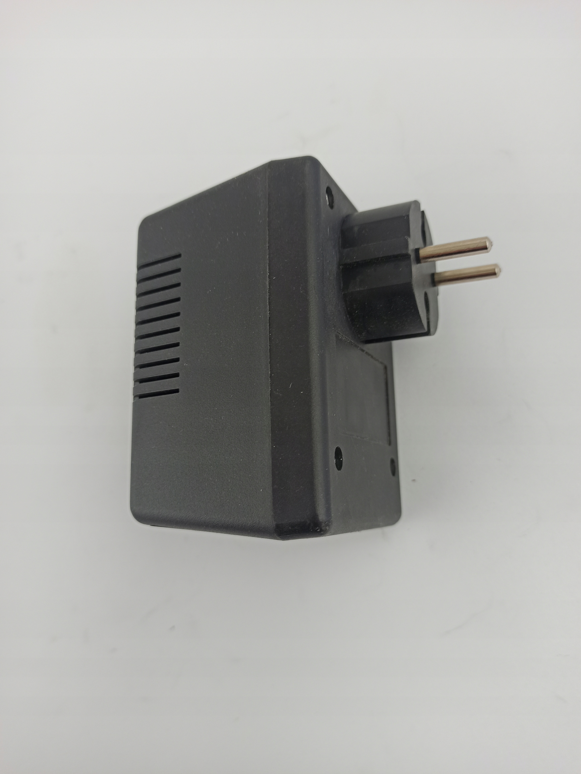 TRANSFORMATOR 30W 230/110V TSA 30-1 POLSKA/USA Marka Telto