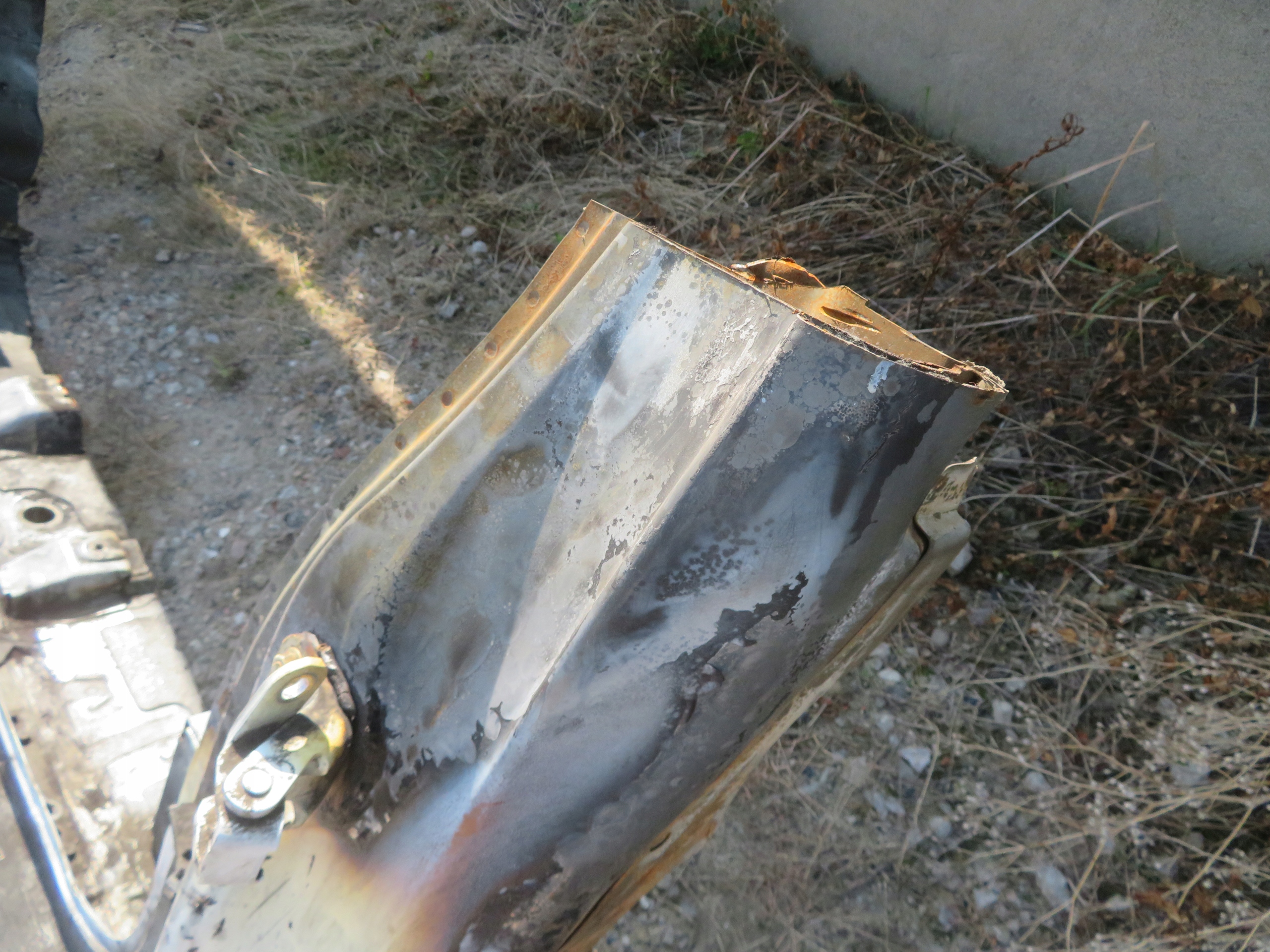 threshold pillar left FORD RANGER 19R