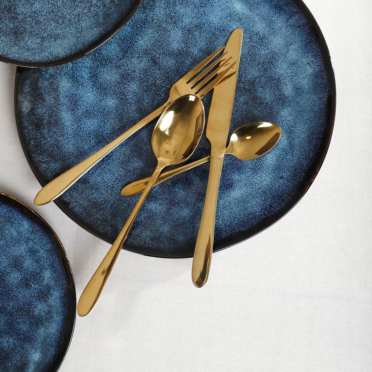 Zestaw eleganckich sztućców ABELE ZŁOTE 16 szt. Marka Homla