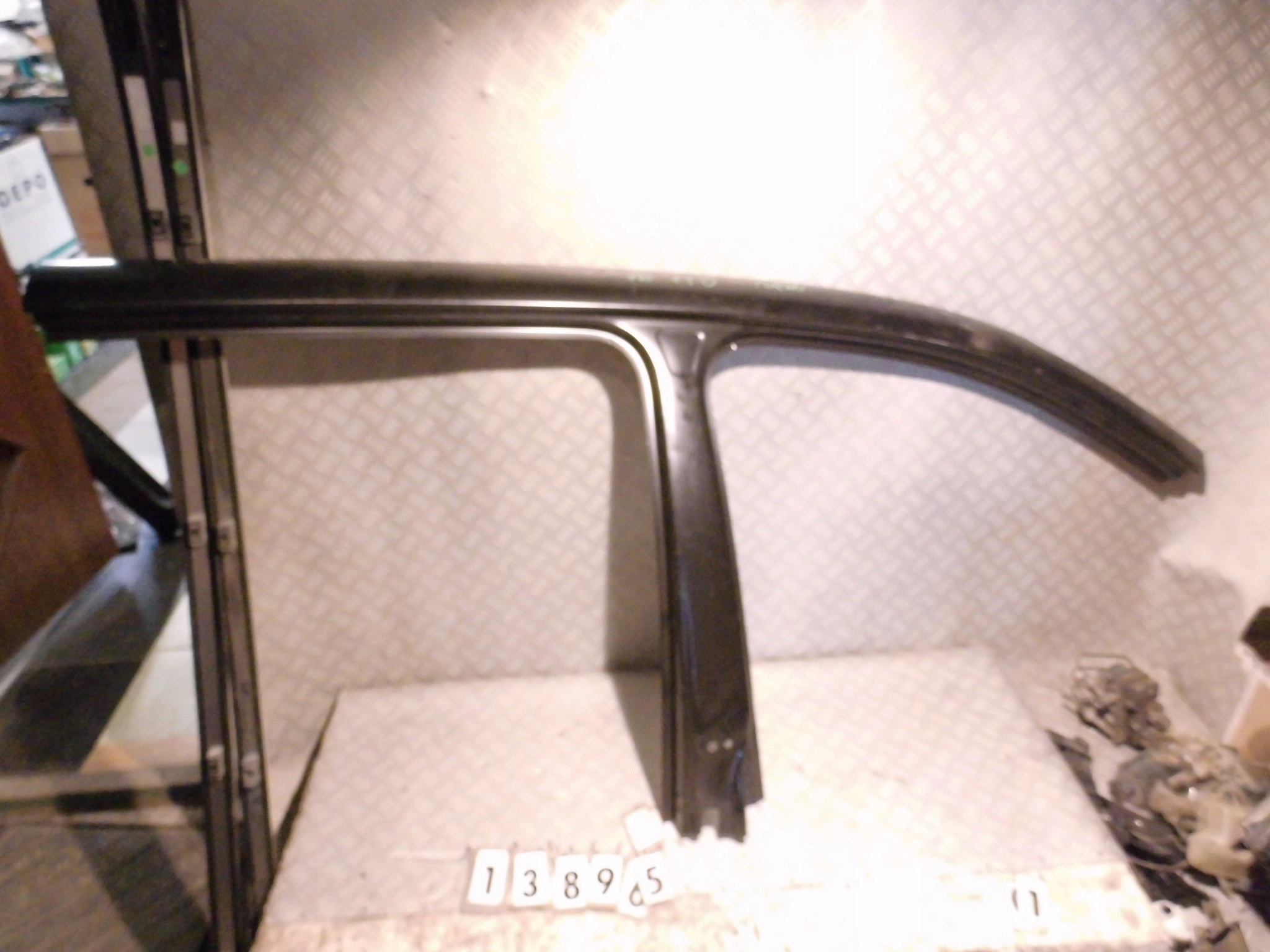 1T0809606 - СТОЙКА РАМЫ КРЫШИ VW TOURAN Я II 2003-2015 1T08096