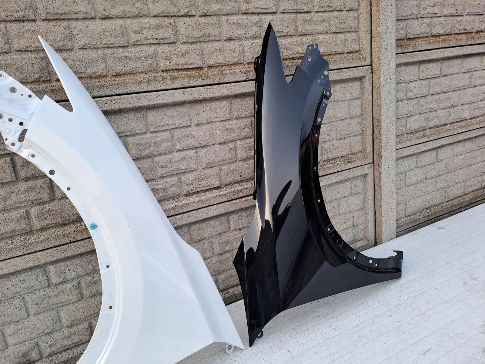 MAZDA CX5 CX 5 II 16-23 LIFT BŁOTNIK PRAWY LEWY Strona zabudowy przód - prawa